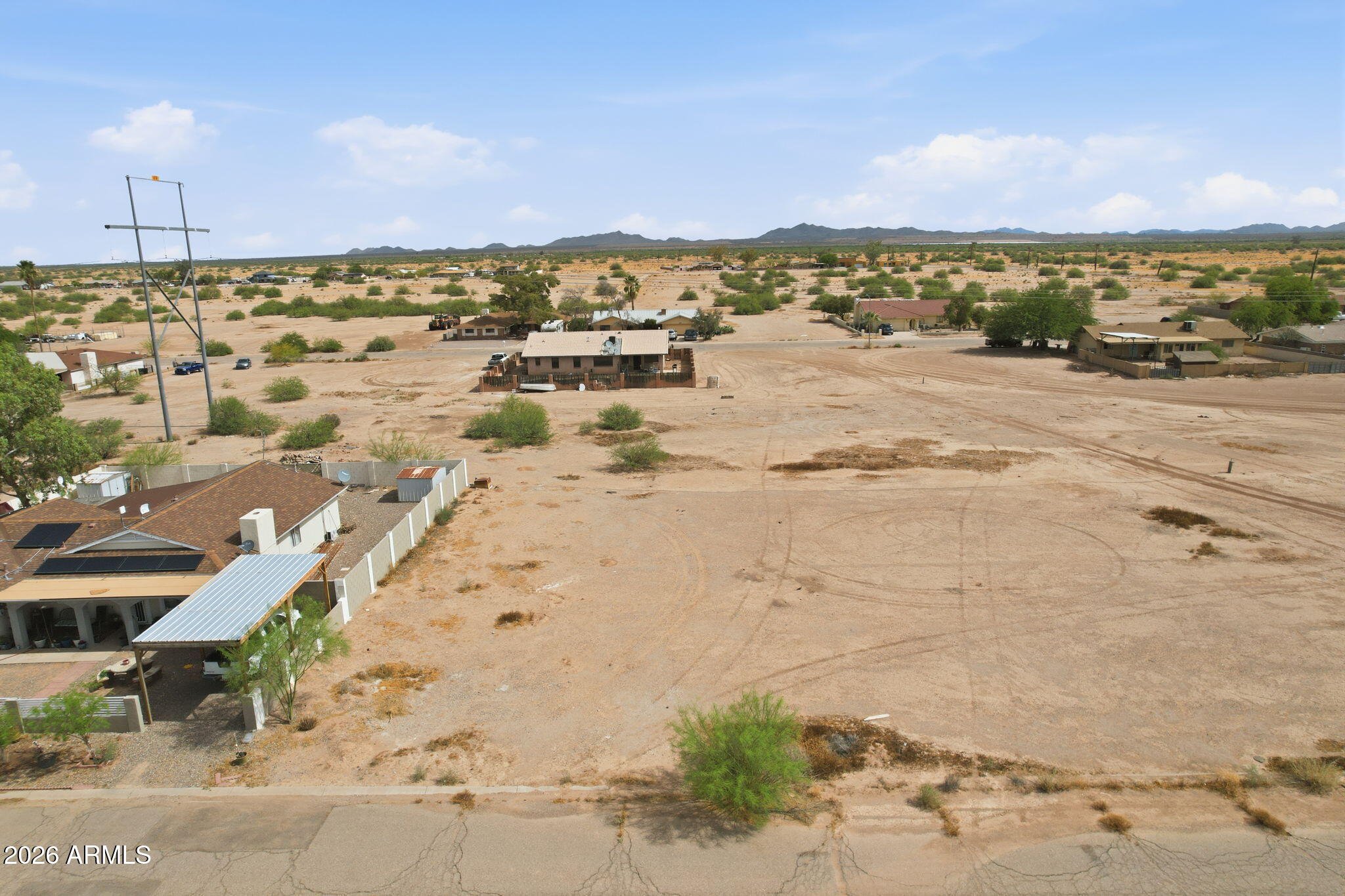 DESERT CARMEL - Land