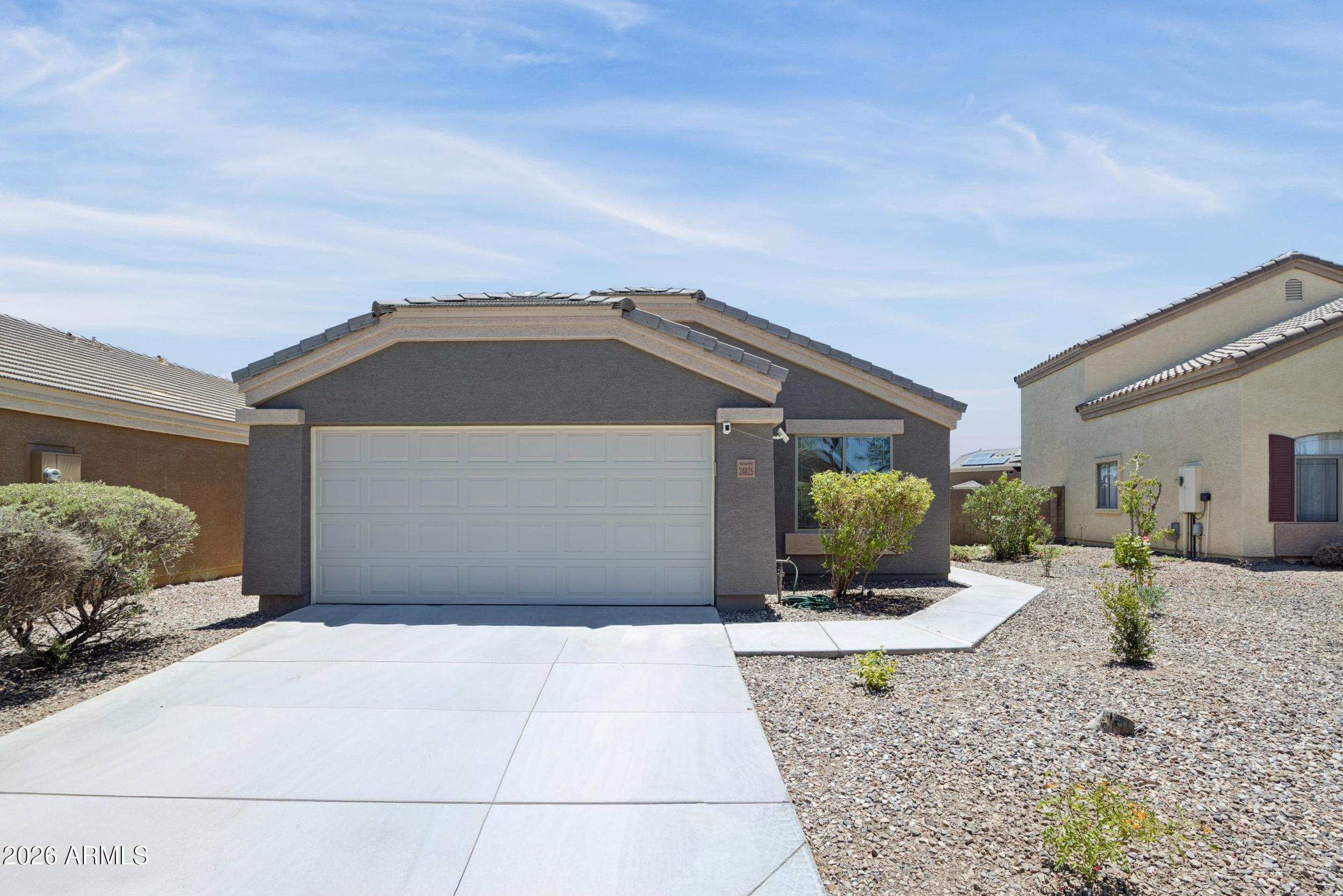 RIATA WEST UNIT 1 - Residential