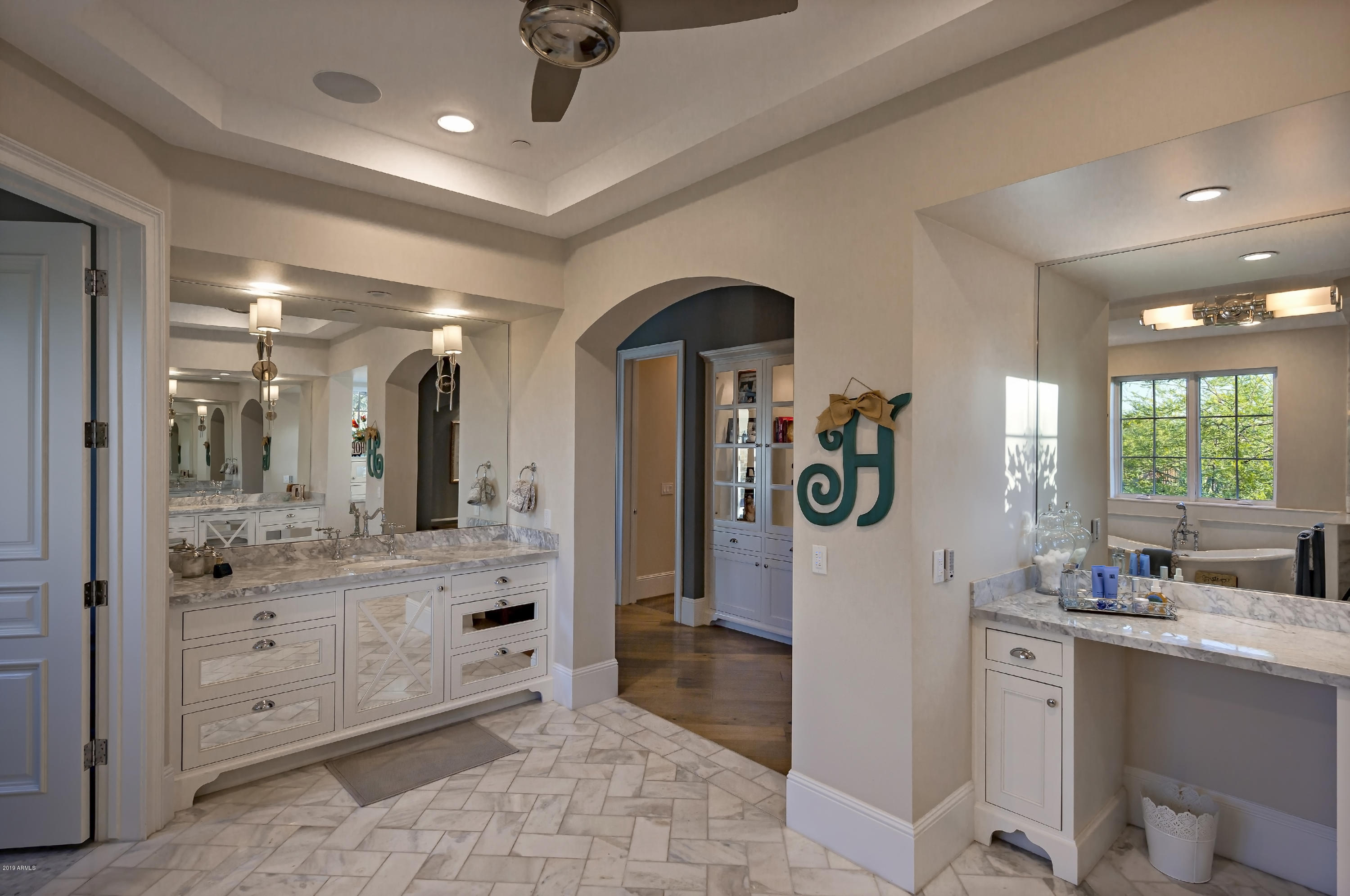 WHISPER ROCK UNIT 3 - Residential