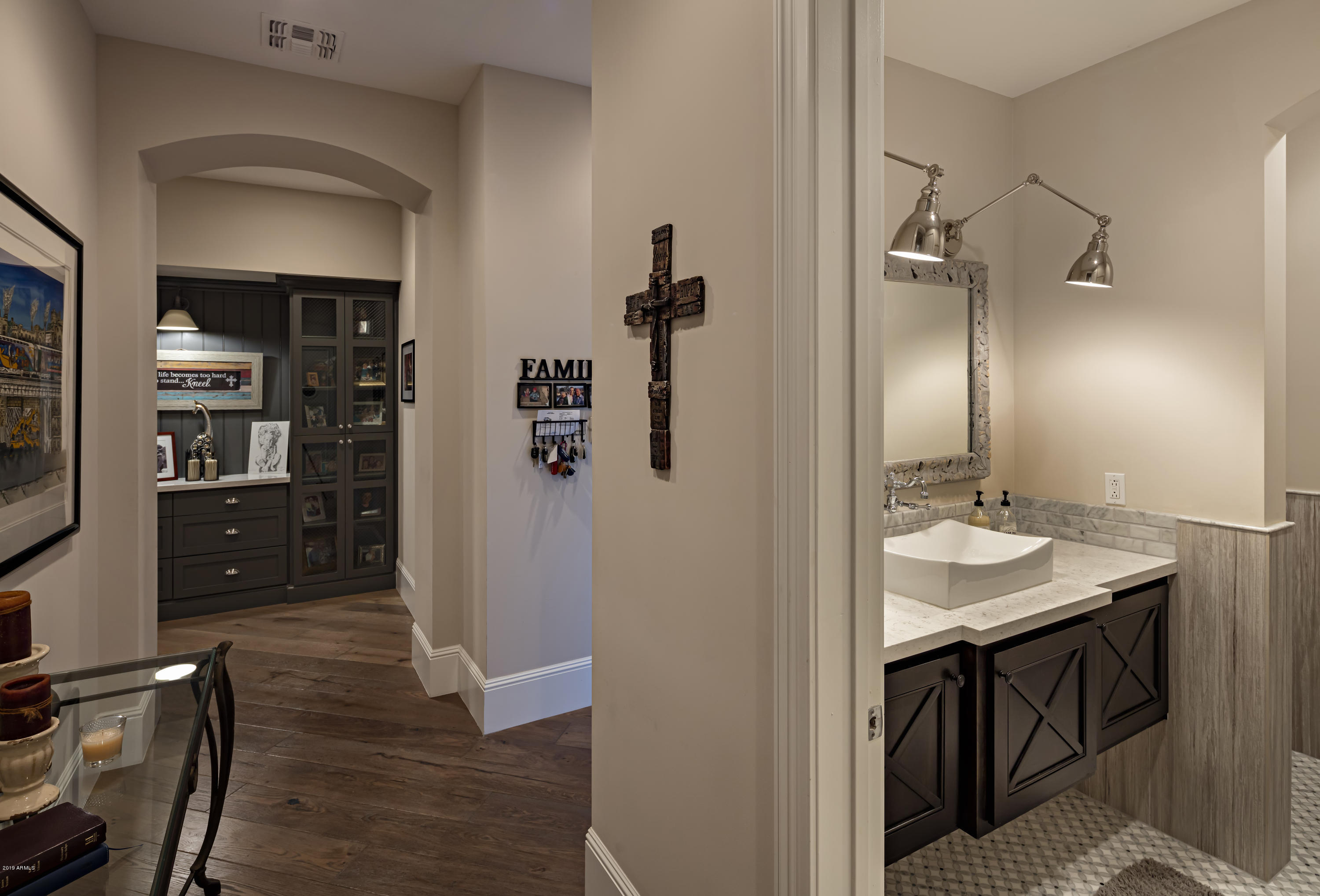 WHISPER ROCK UNIT 3 - Residential