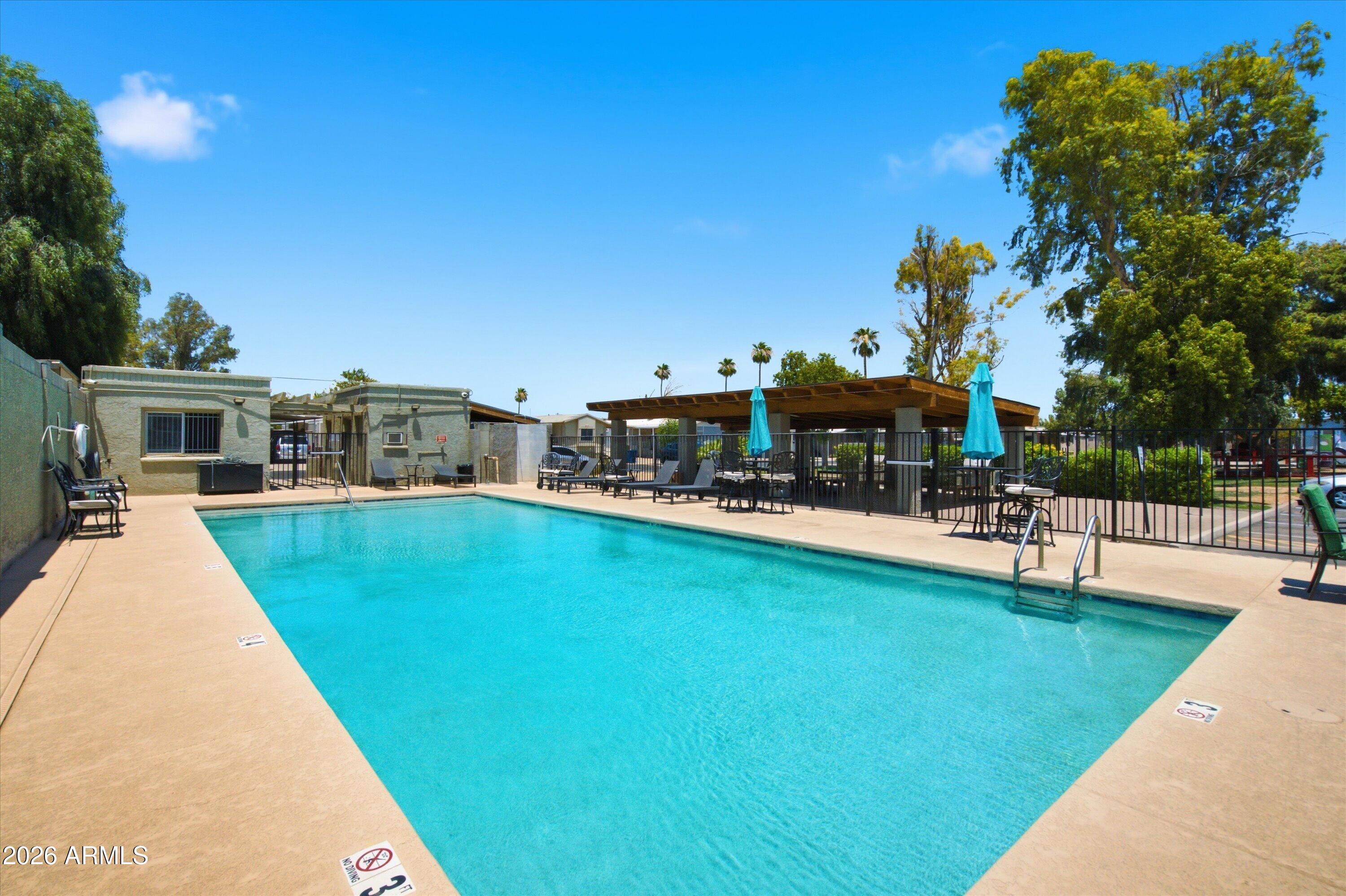 Palm Vista - Residential