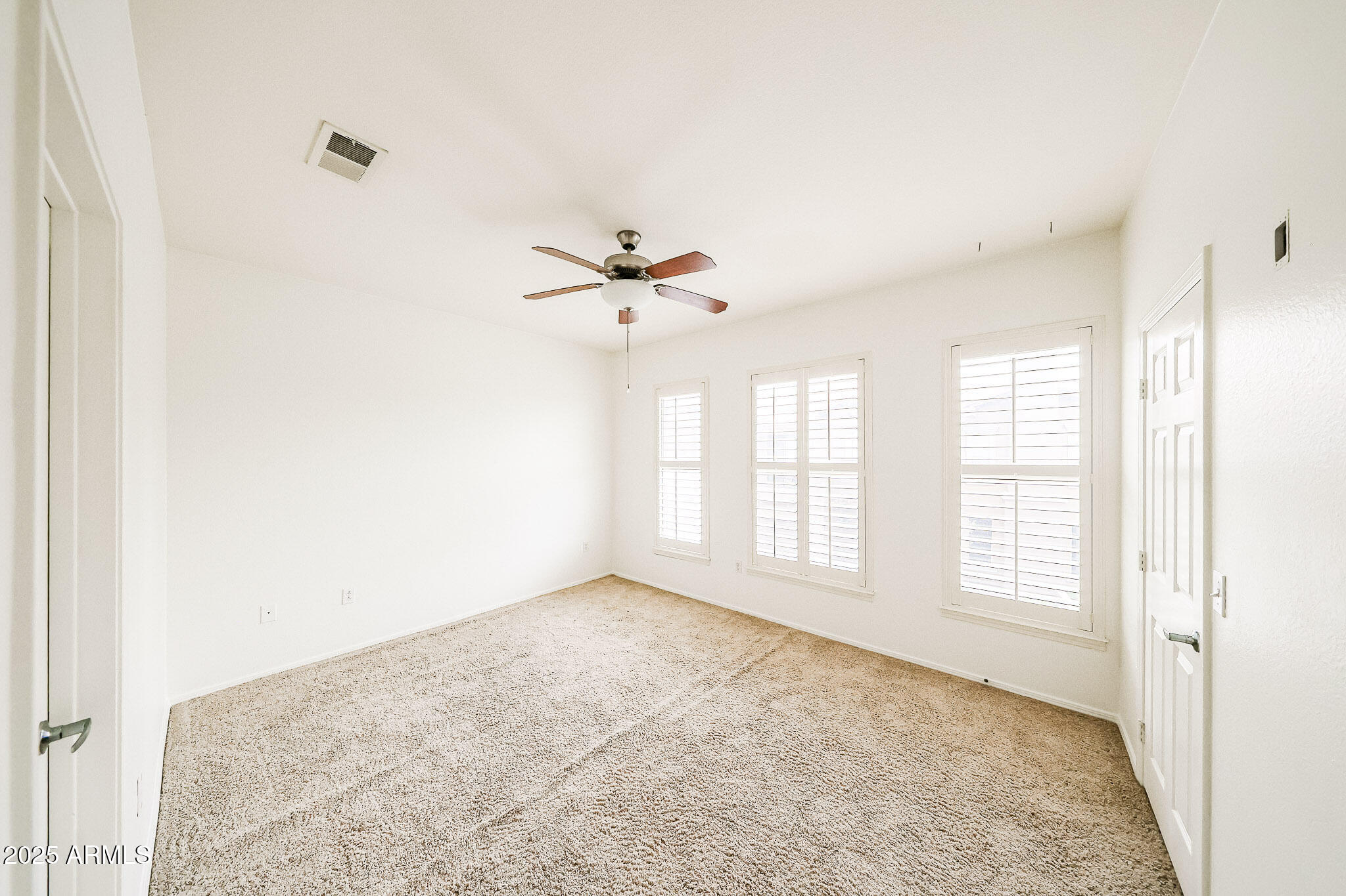 RENAISSANCE VILLAS ON THE PARK CONDOMINIUM - Residential