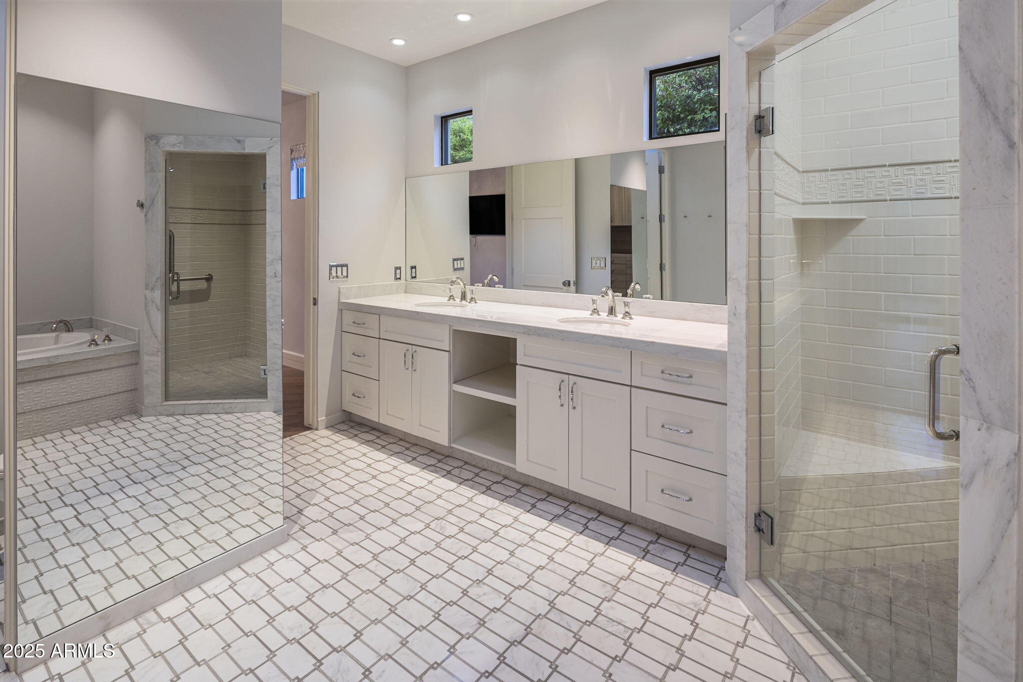 COLONIA MIRAMONTE - Residential