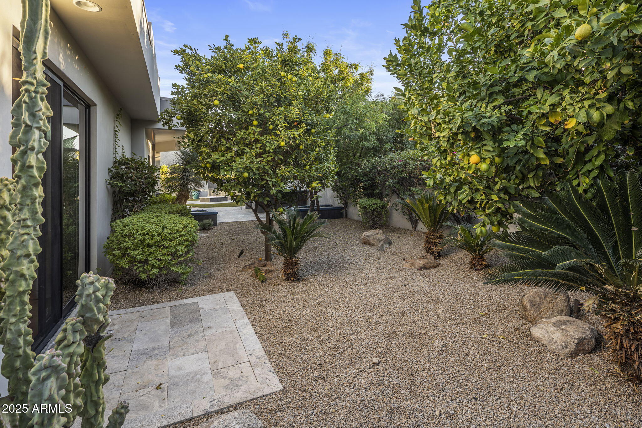 COLONIA MIRAMONTE - Residential