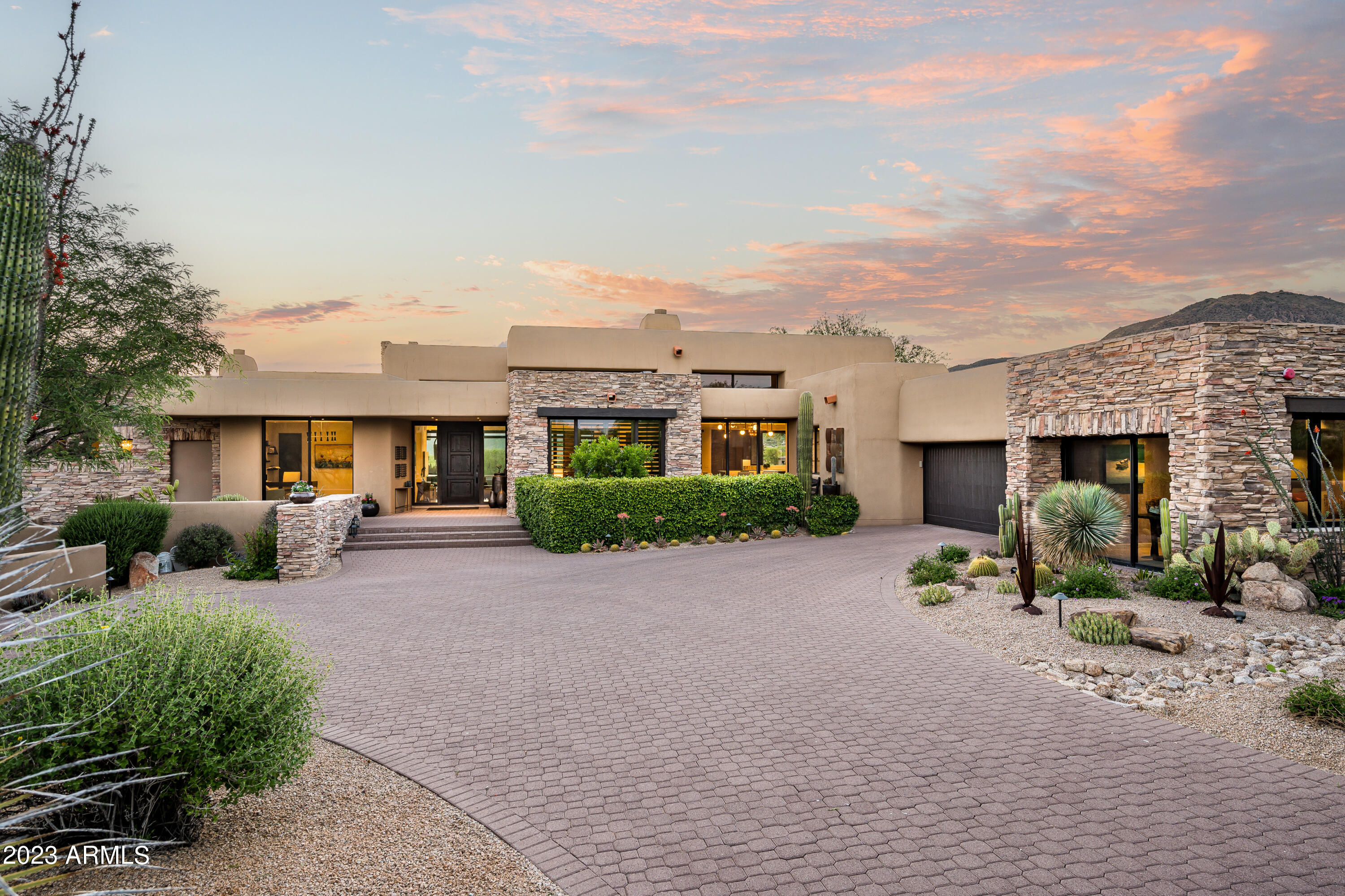 DESERT MOUNTAIN - Residential