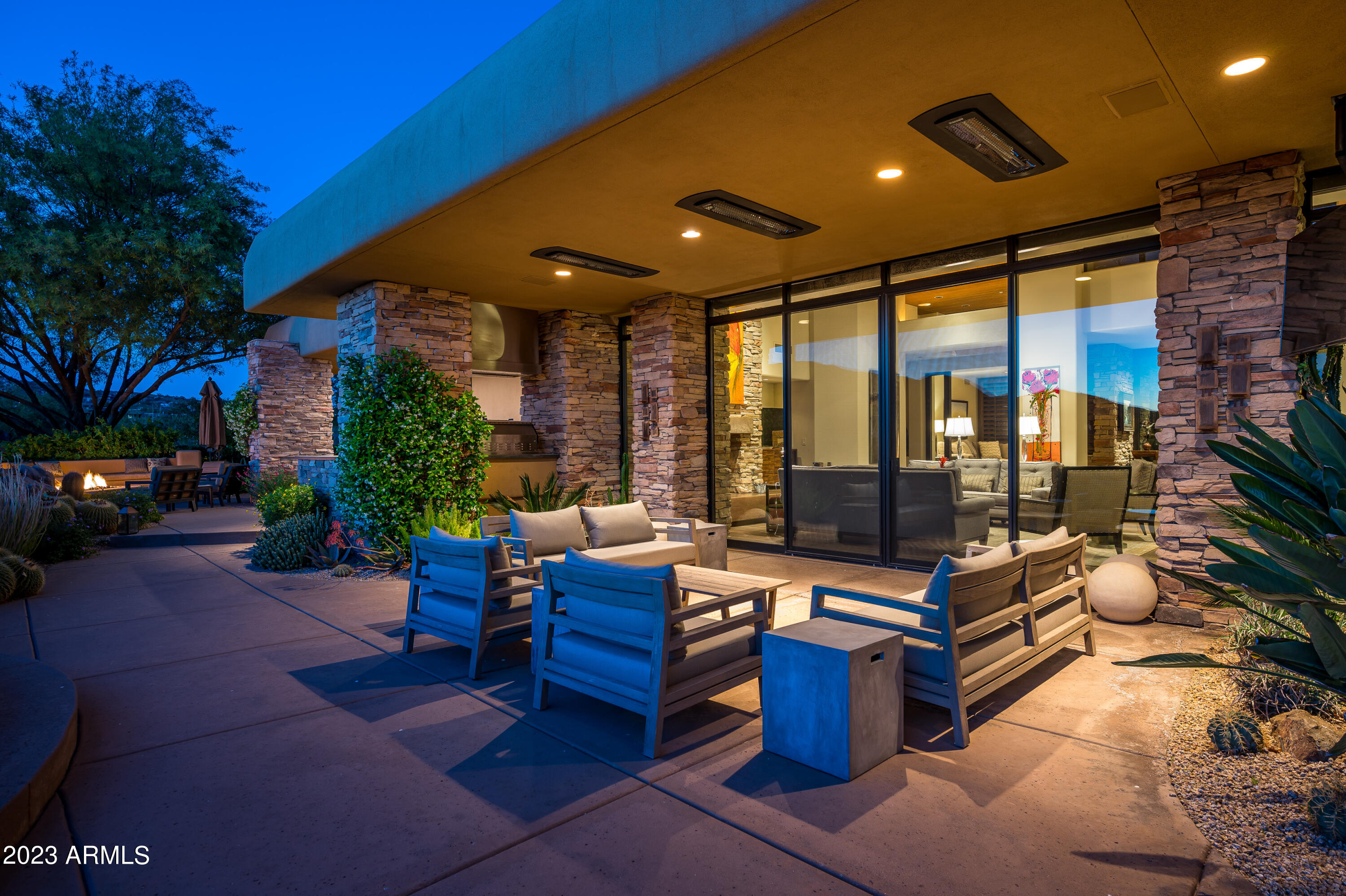 DESERT MOUNTAIN - Residential