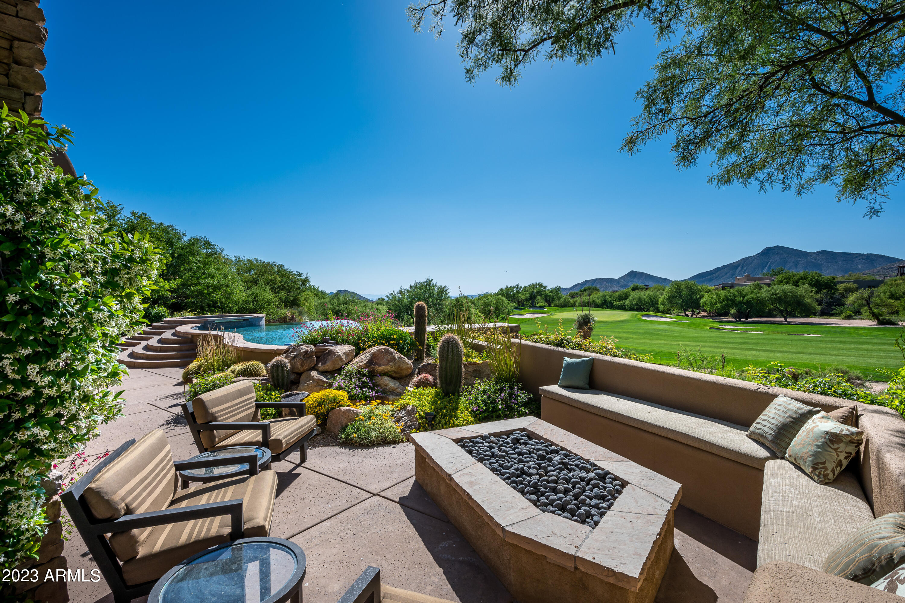 DESERT MOUNTAIN - Residential