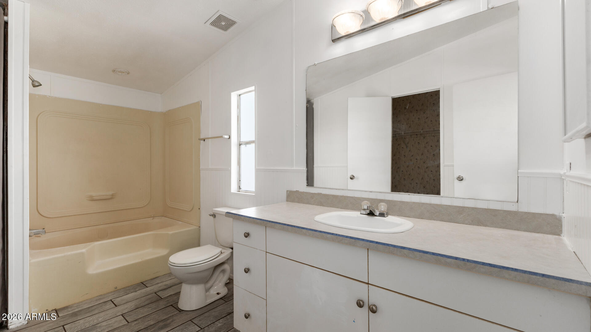 HIDDEN VALLEY ESTATES UNIT 20 - Residential