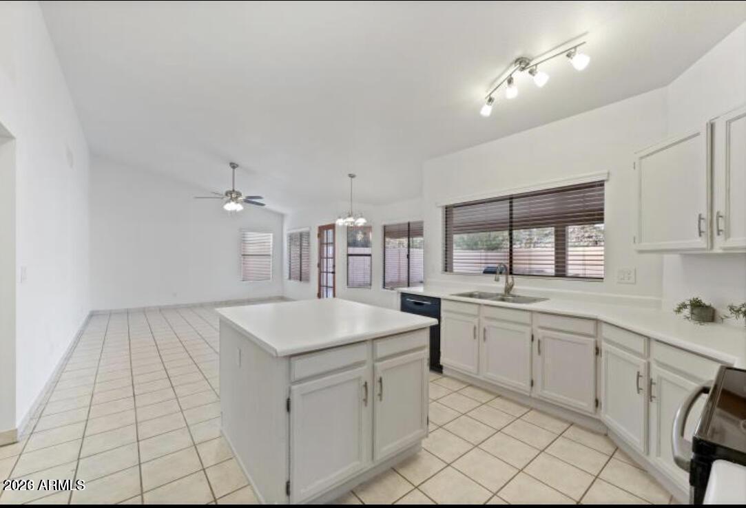 HIGHLANDS AT MOUNTAIN PARK RANCH UNIT 2 - Residential