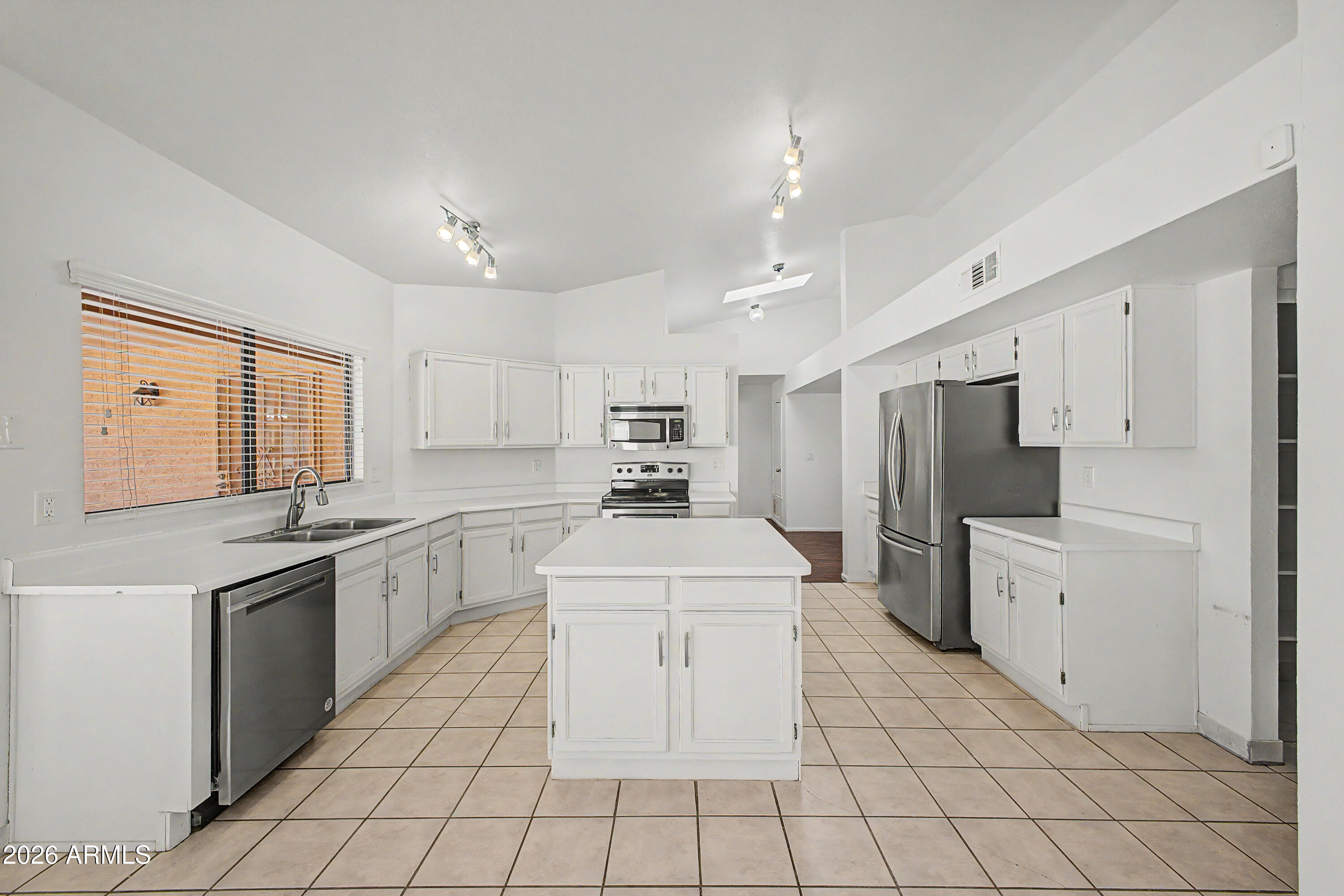 HIGHLANDS AT MOUNTAIN PARK RANCH UNIT 2 - Residential