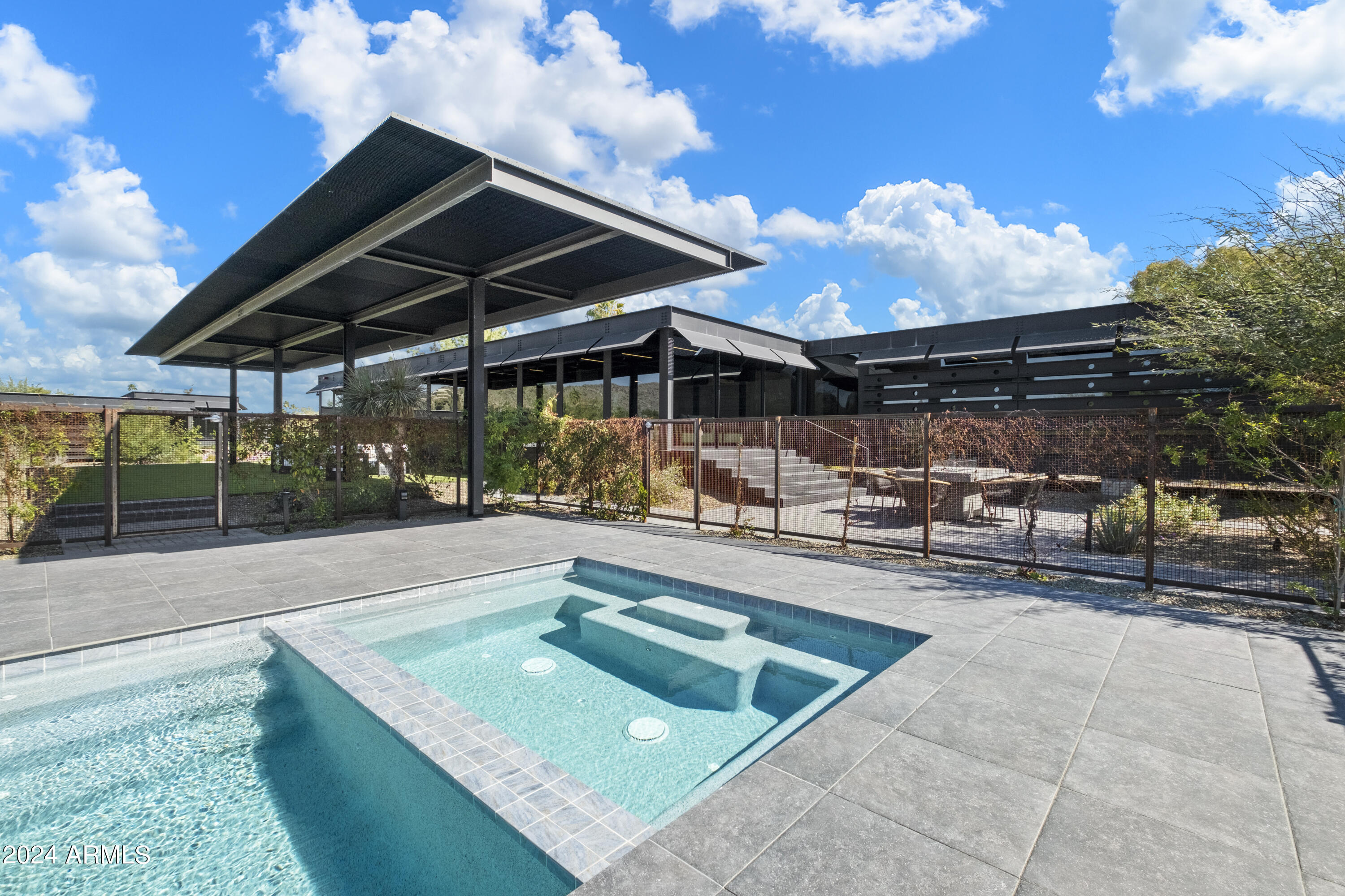 .Lincoln - Residential