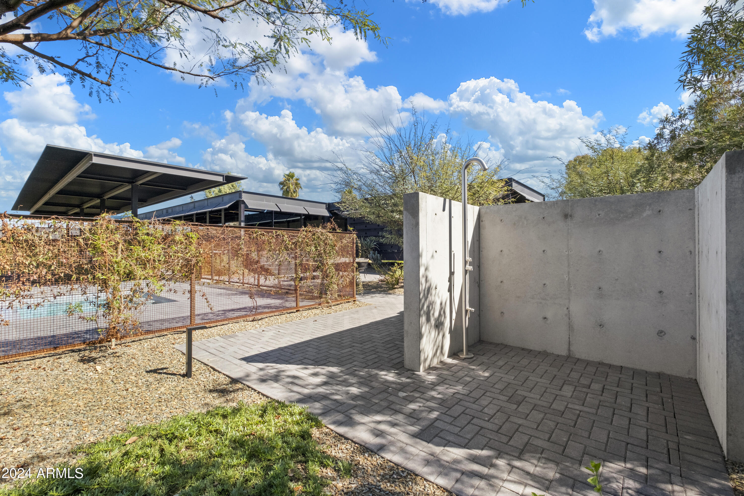 .Lincoln - Residential