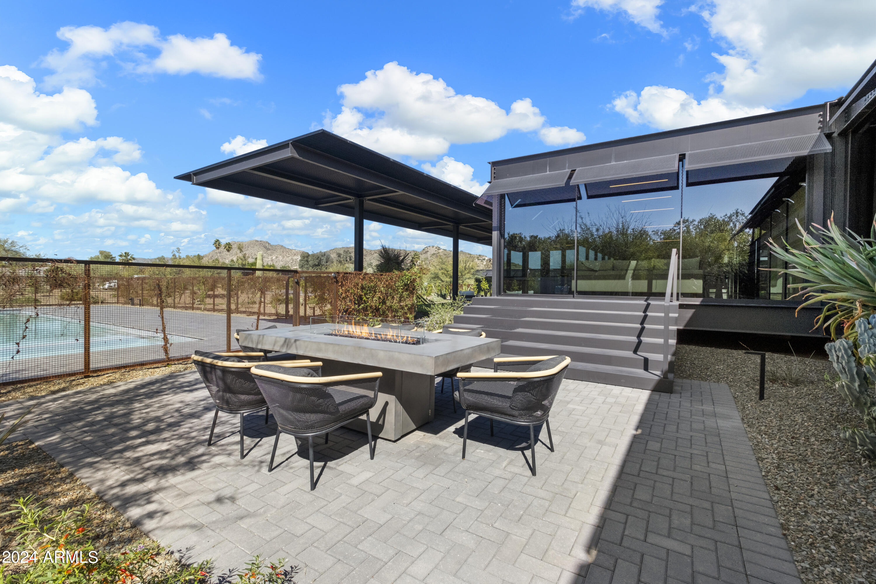 .Lincoln - Residential