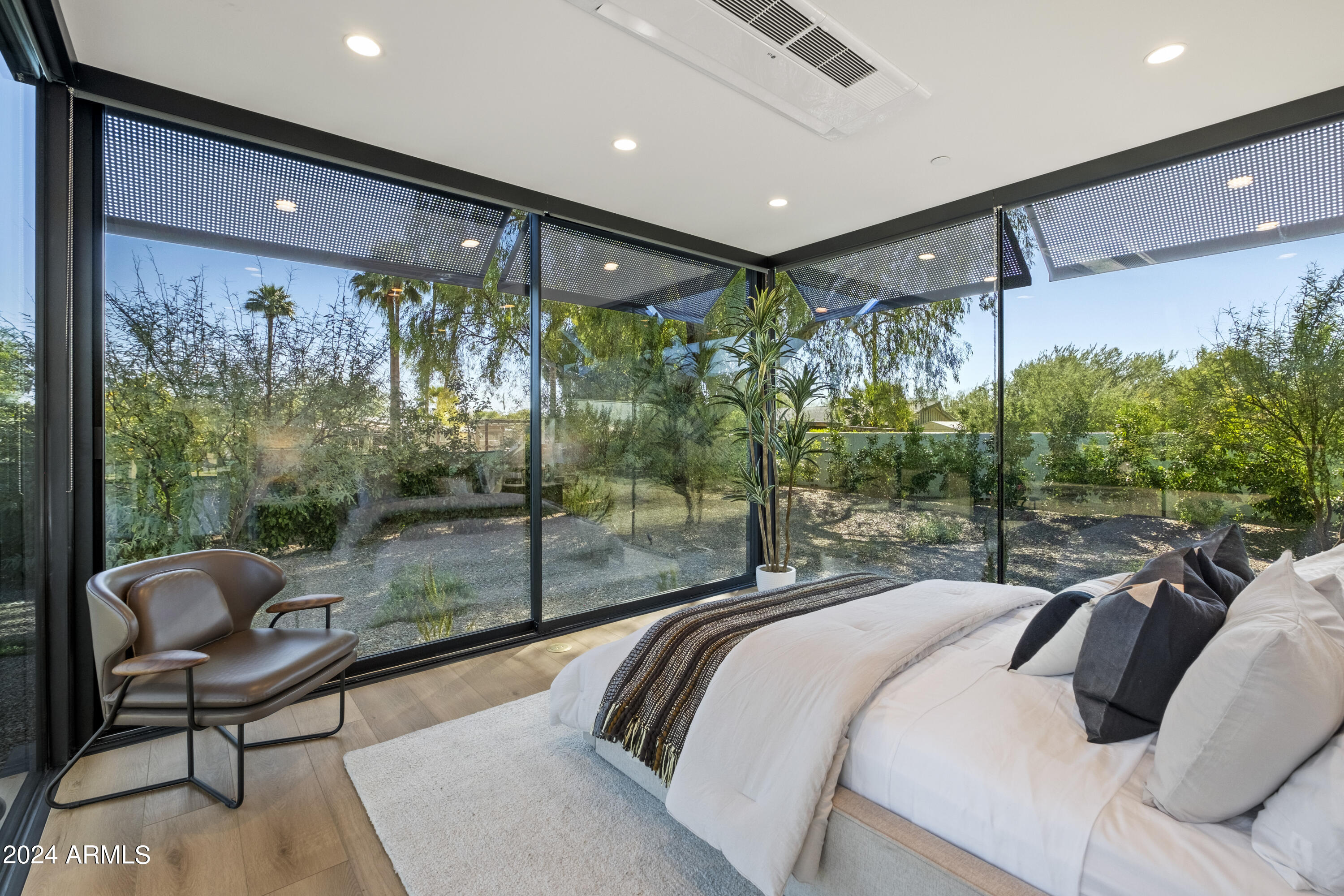 .Lincoln - Residential