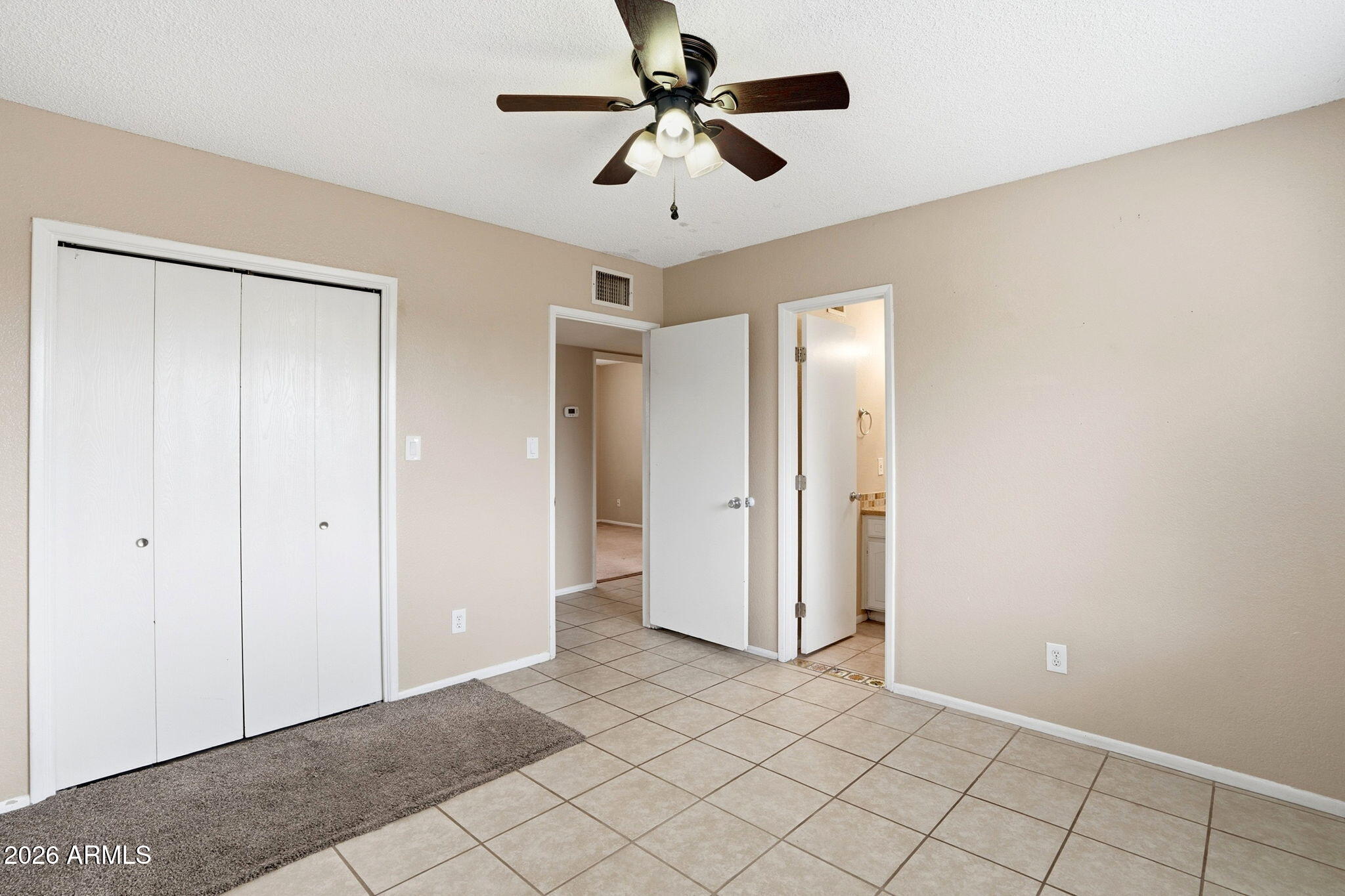 MONTEBELLO - Residential