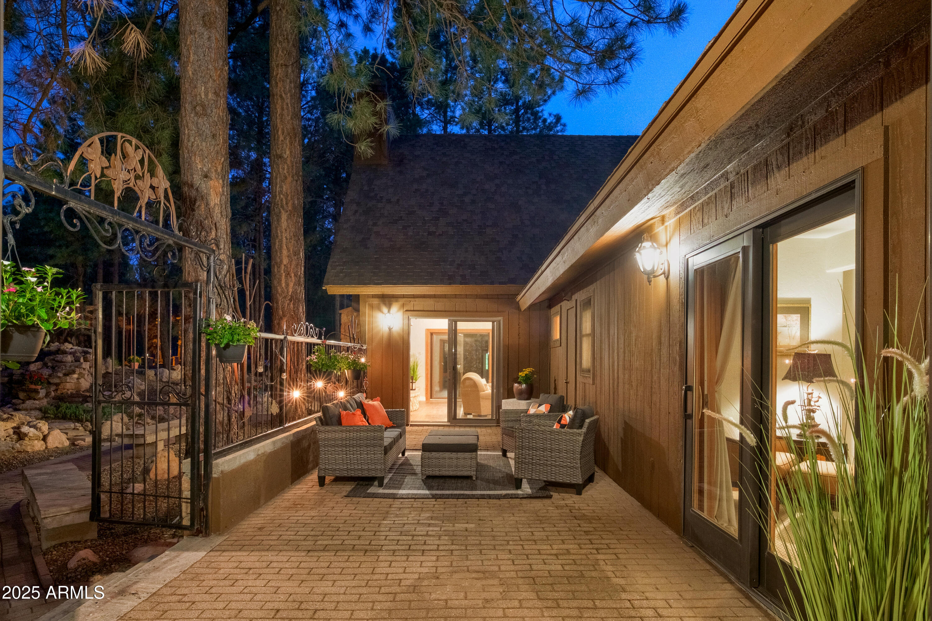 CONTINENTAL LAKESIDE ACRES - Residential