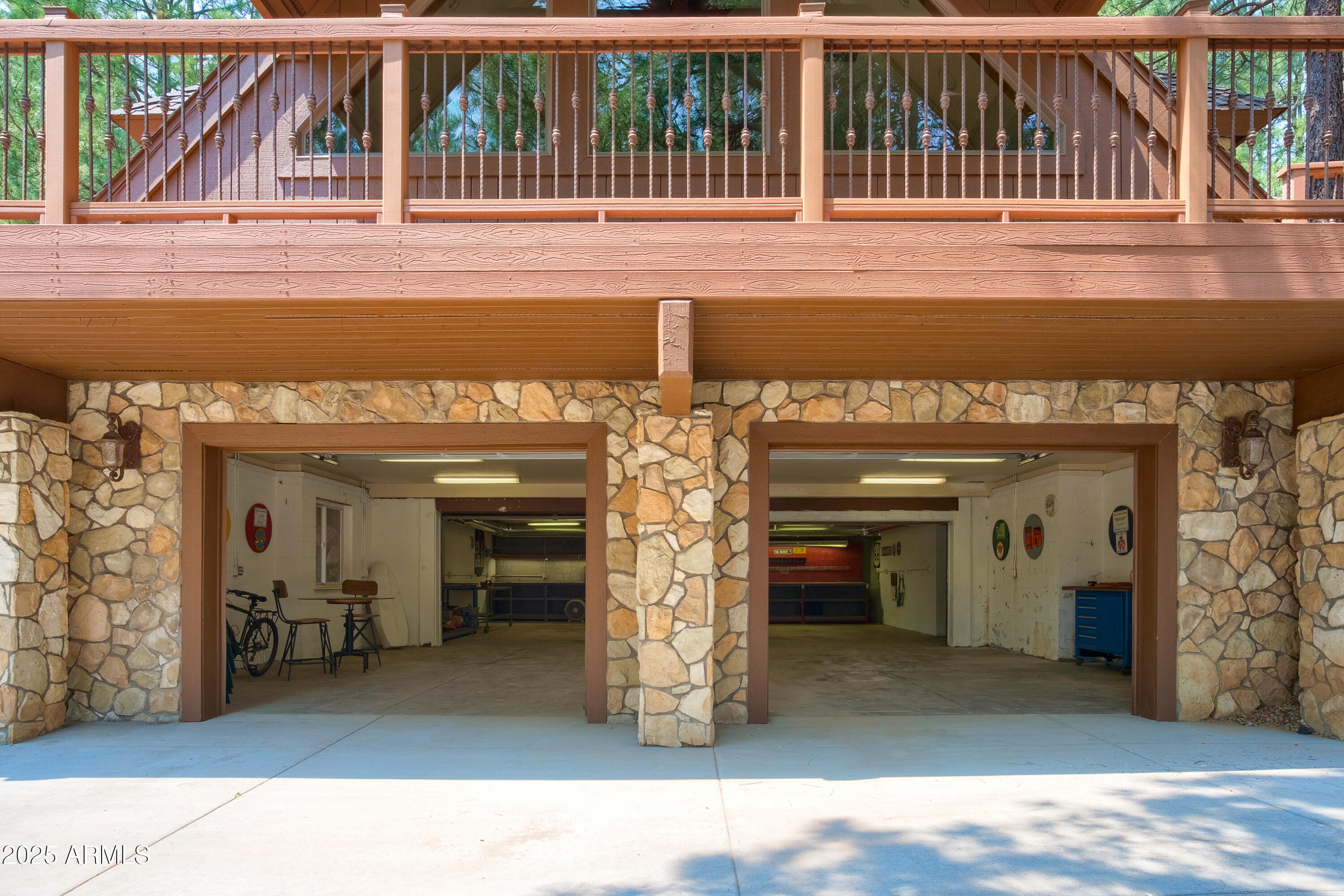 CONTINENTAL LAKESIDE ACRES - Residential