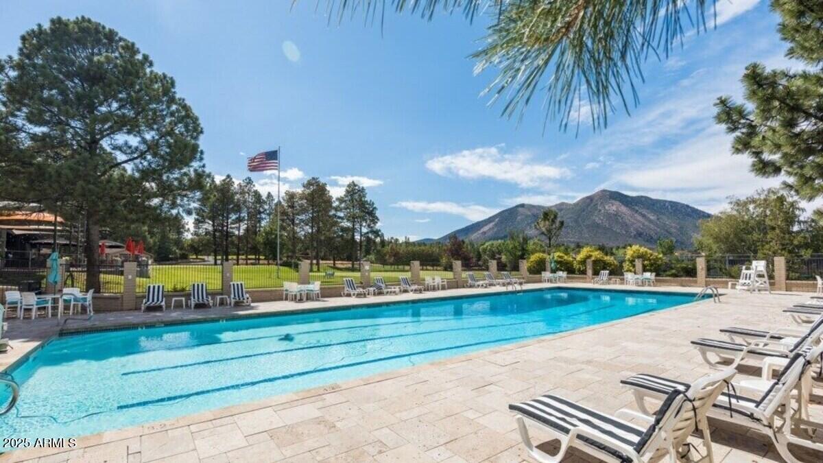 CONTINENTAL LAKESIDE ACRES - Residential