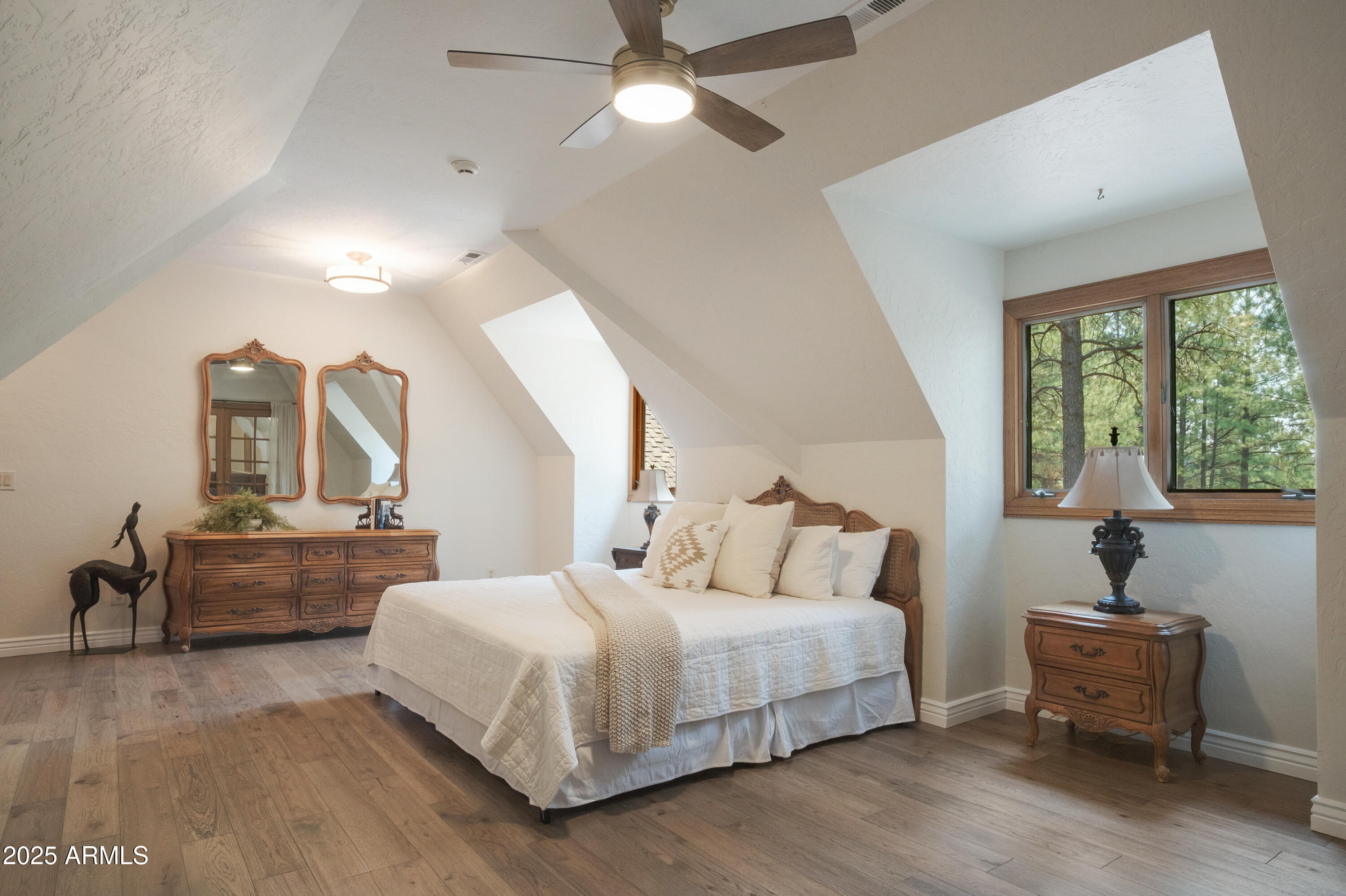 CONTINENTAL LAKESIDE ACRES - Residential