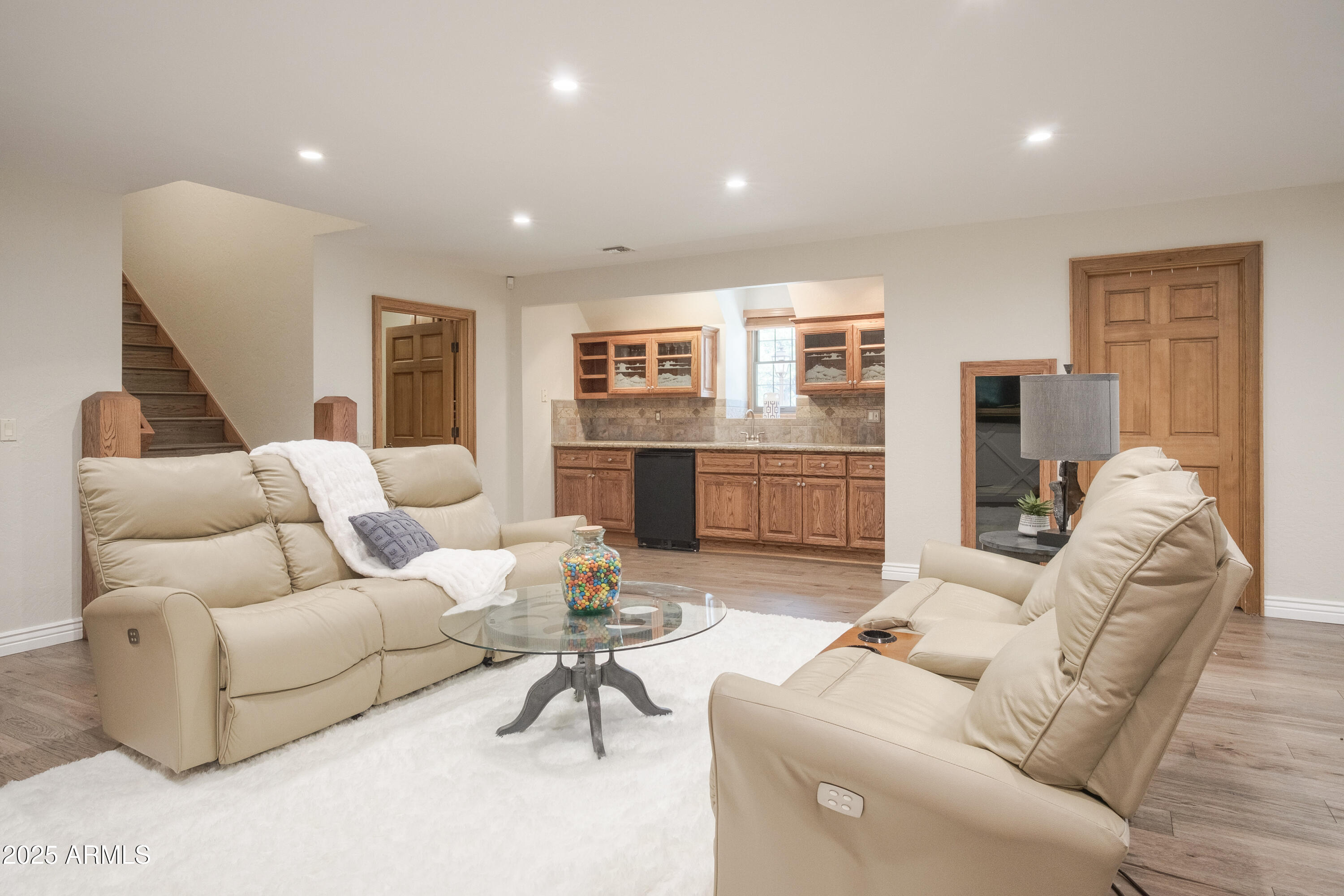 CONTINENTAL LAKESIDE ACRES - Residential