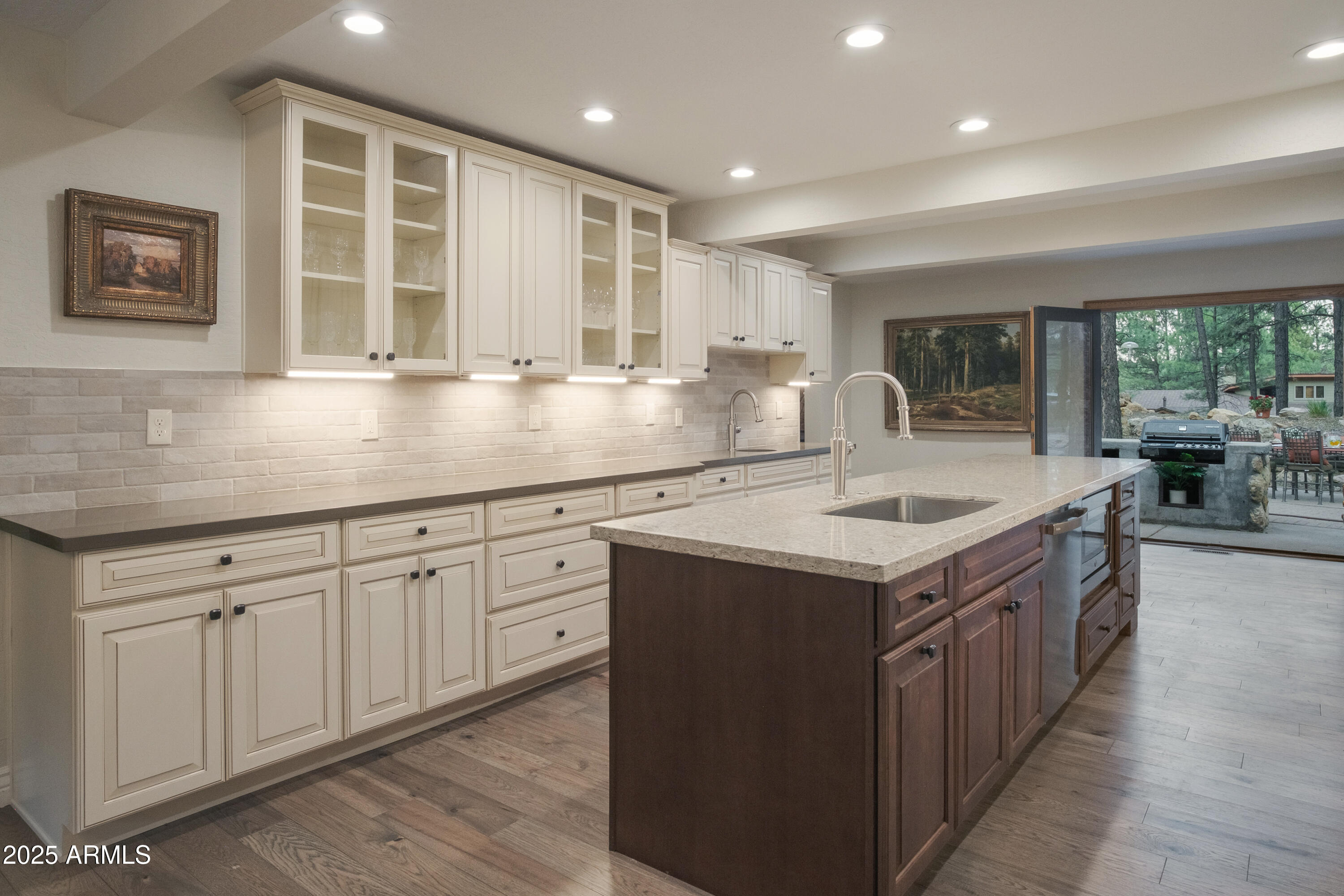CONTINENTAL LAKESIDE ACRES - Residential