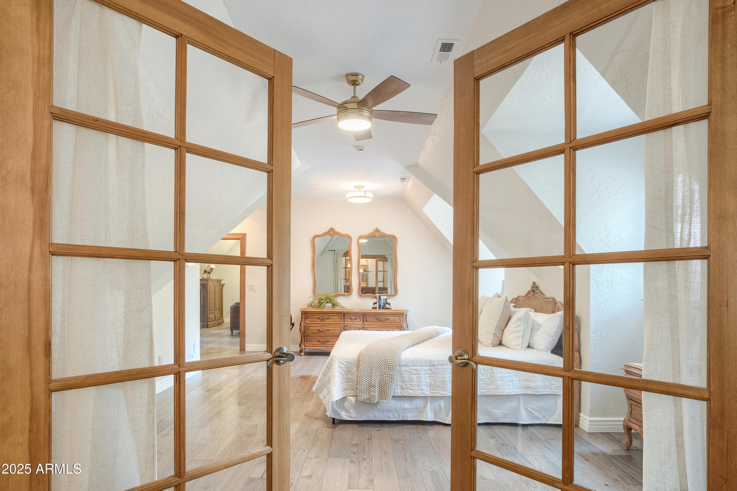 CONTINENTAL LAKESIDE ACRES - Residential