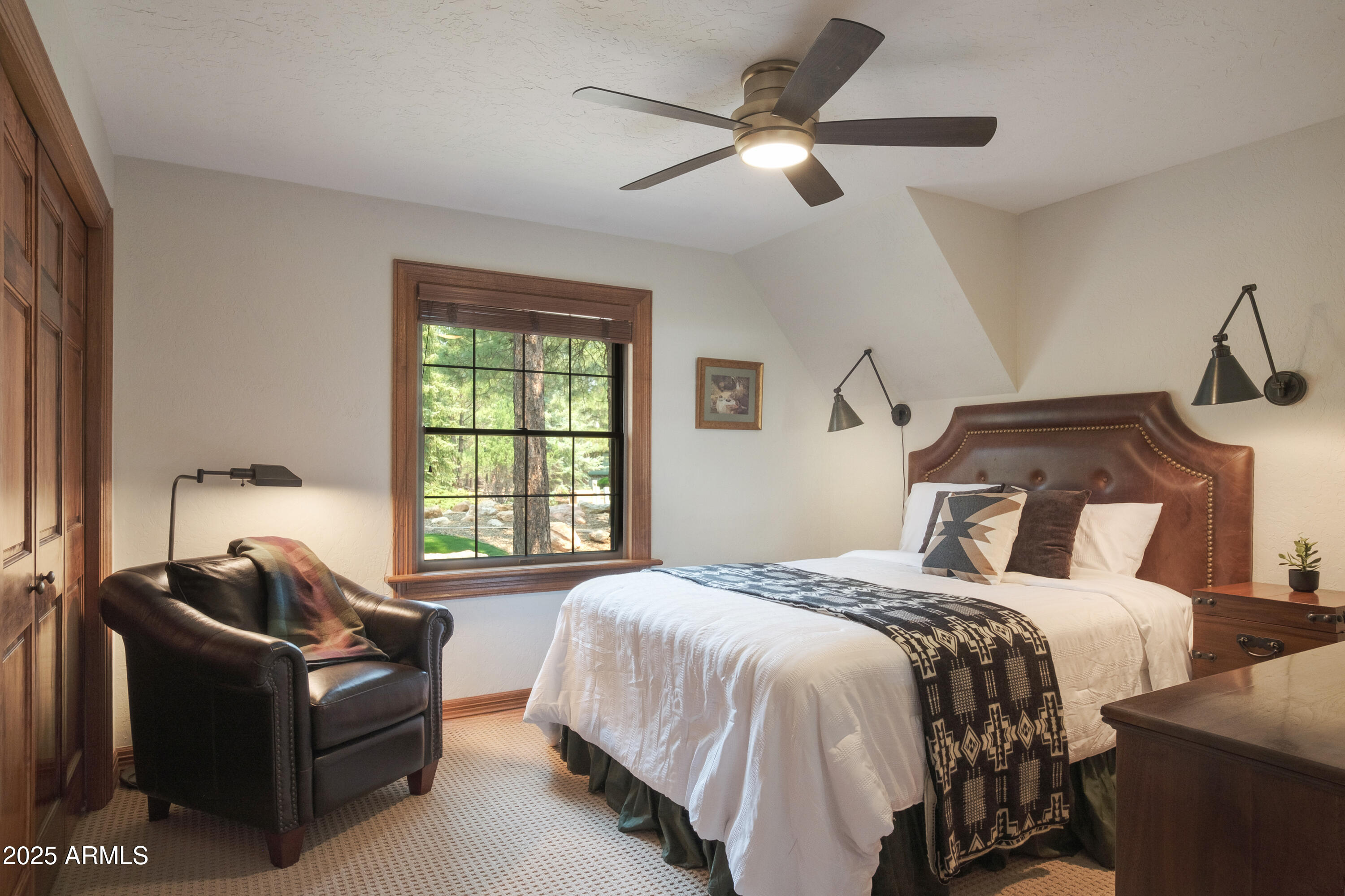 CONTINENTAL LAKESIDE ACRES - Residential