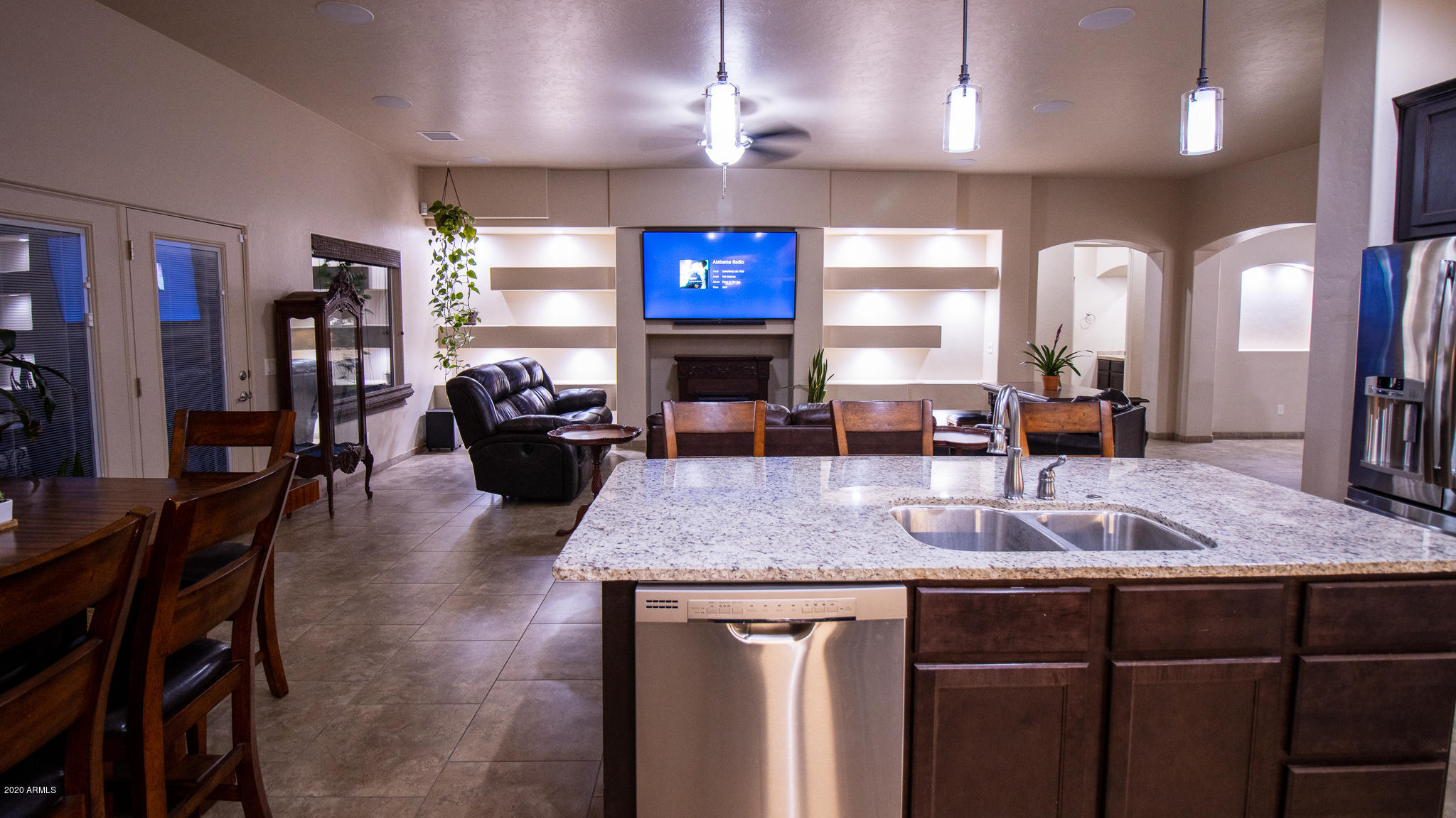 The Reserves at Canyon De Flores - Residential