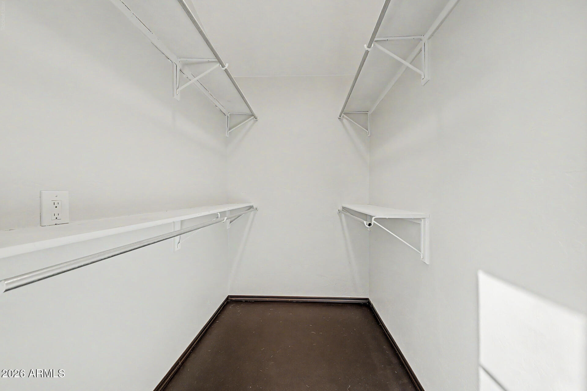MOONDANCE UNIT 7 - Residential