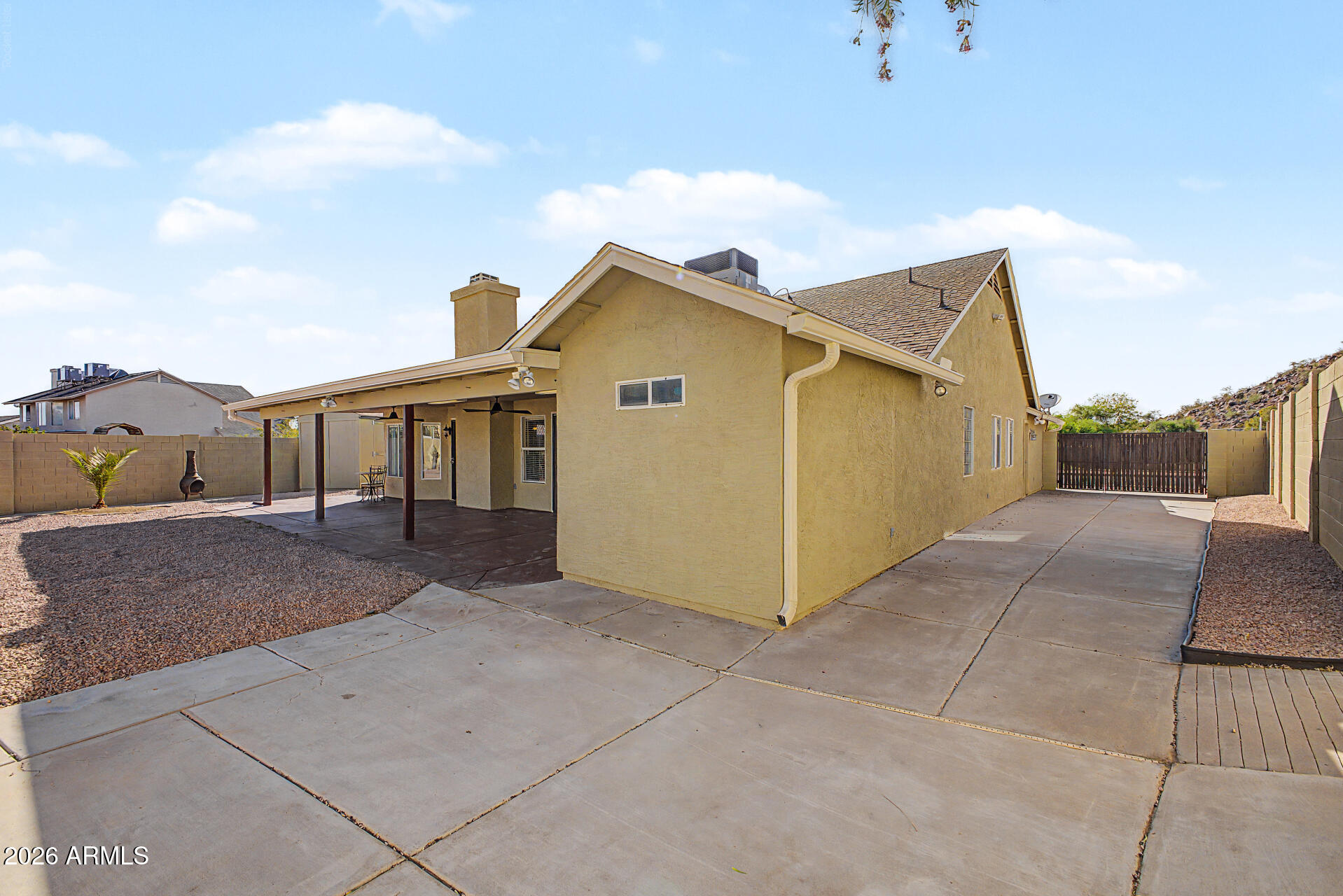 MOONDANCE UNIT 7 - Residential