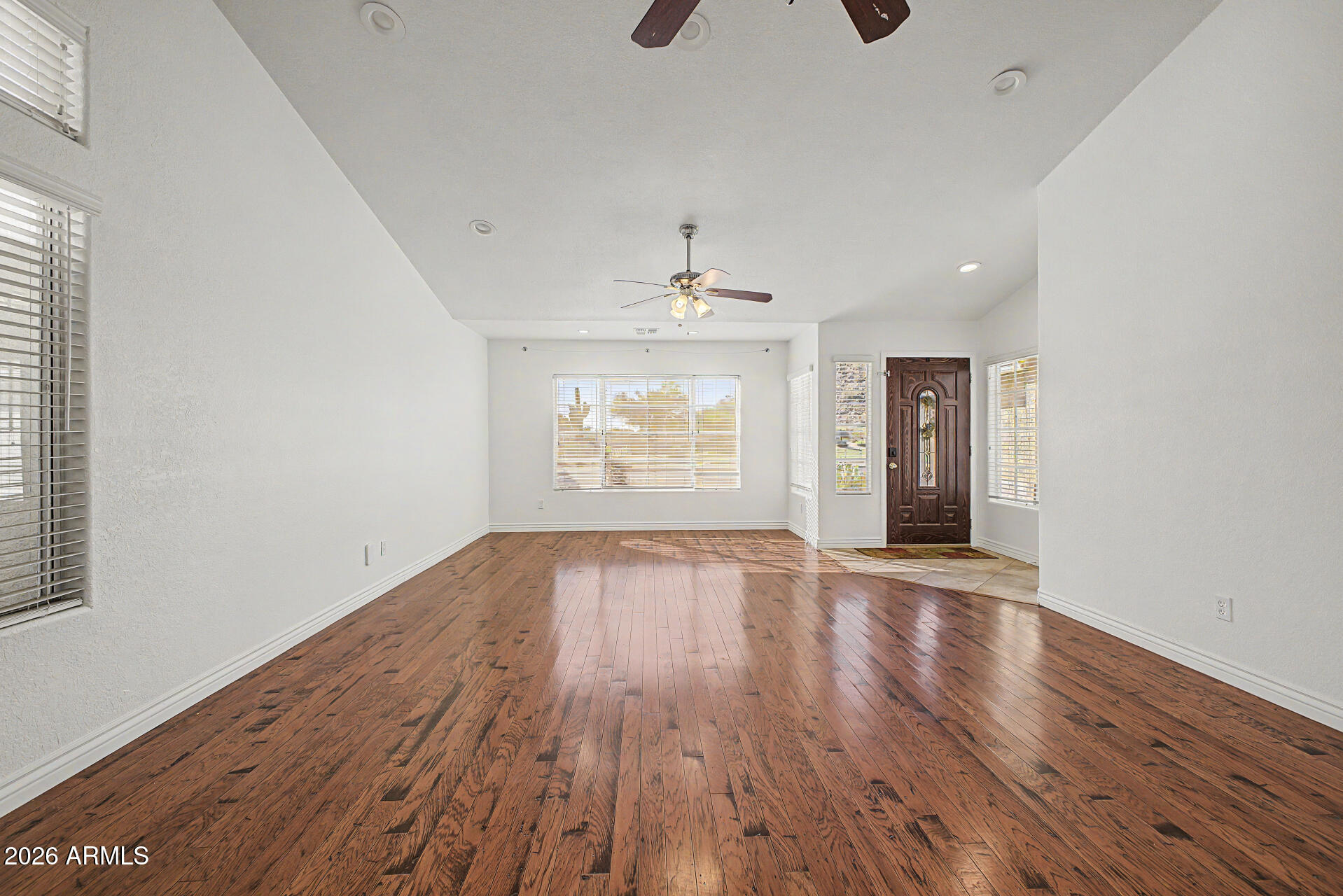 MOONDANCE UNIT 7 - Residential