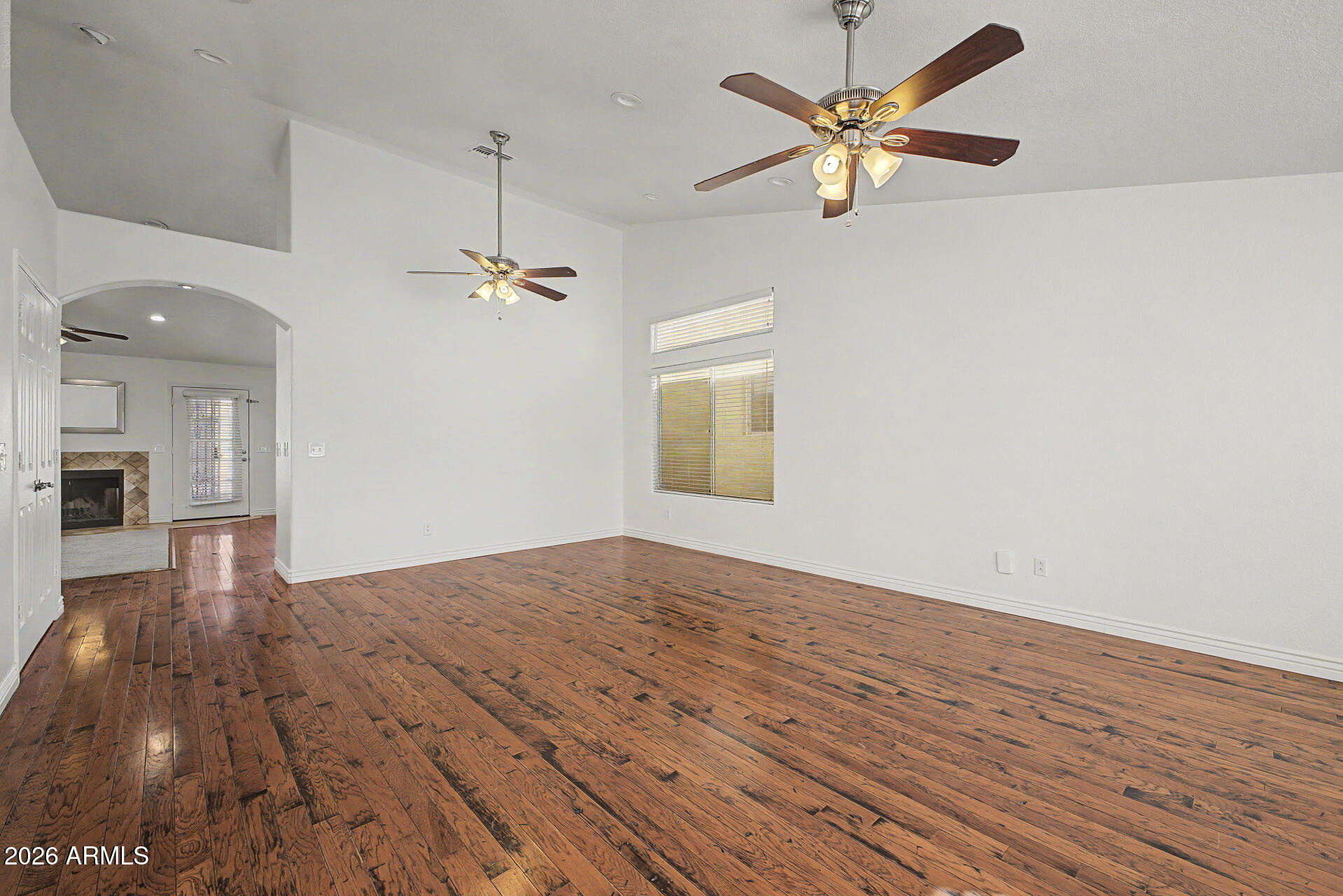 MOONDANCE UNIT 7 - Residential