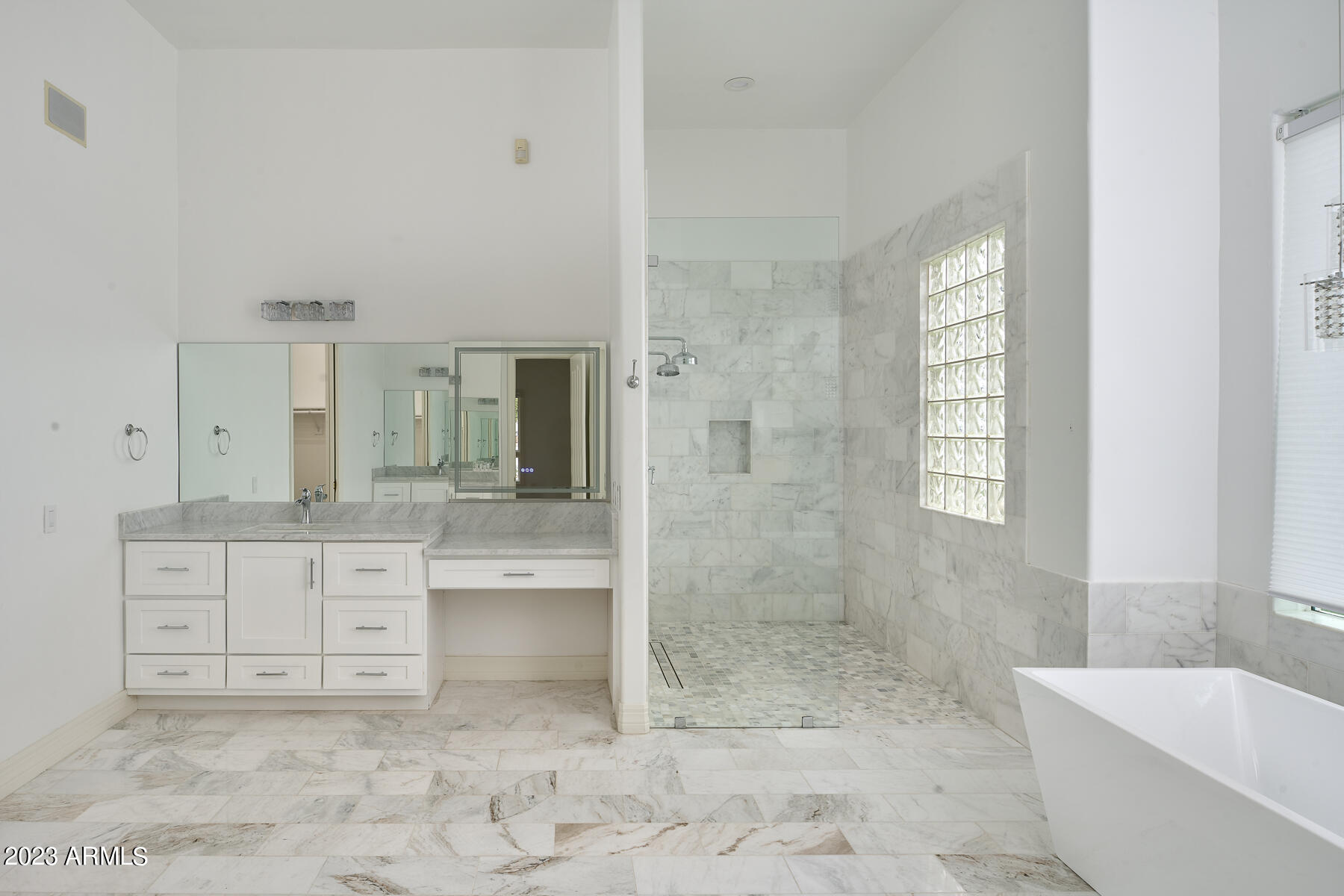 ROYAL PALM ESTATES - Residential