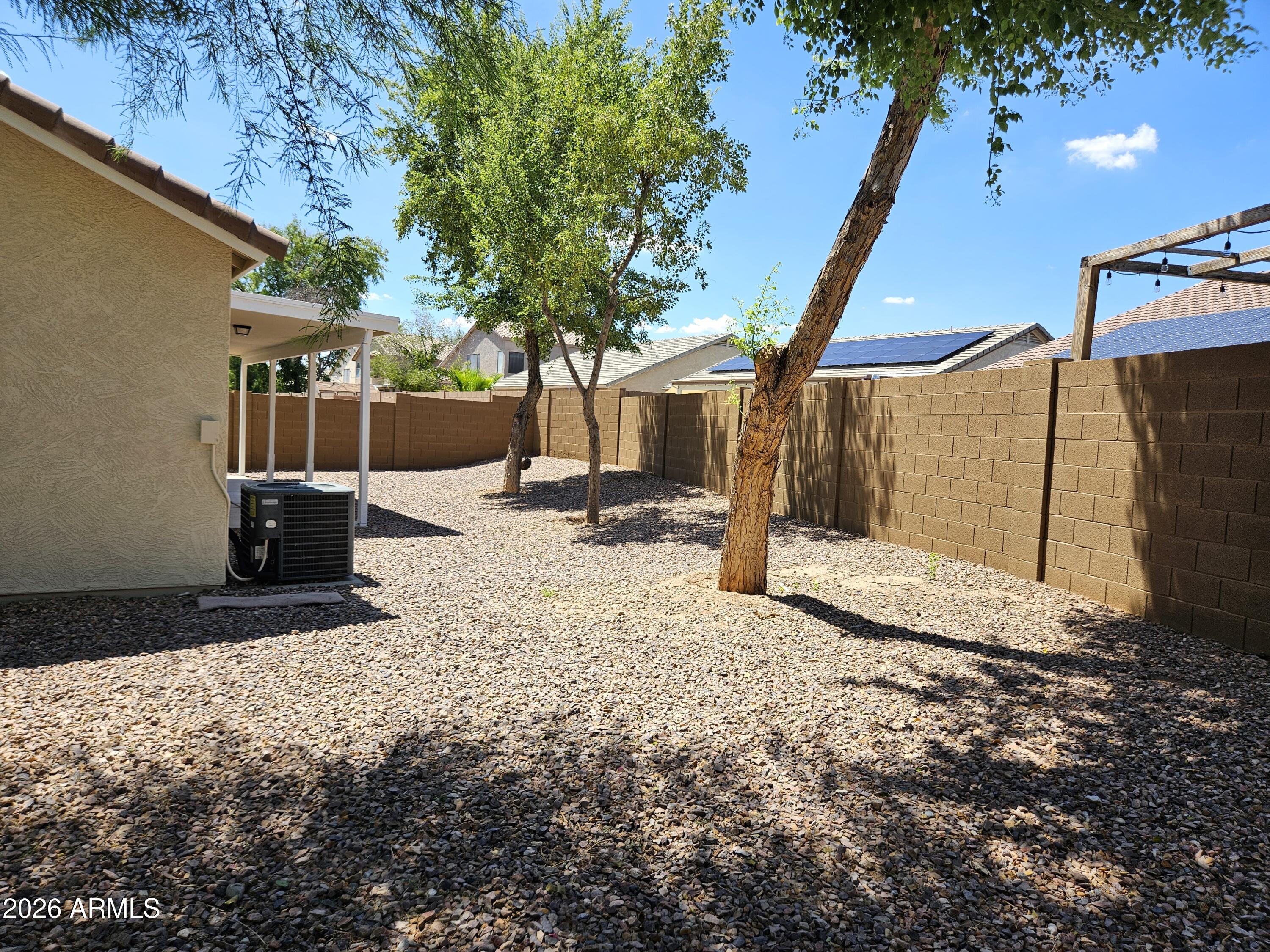 DAVE BROWN AT DYSART AND THUNDERBIRD - Residential