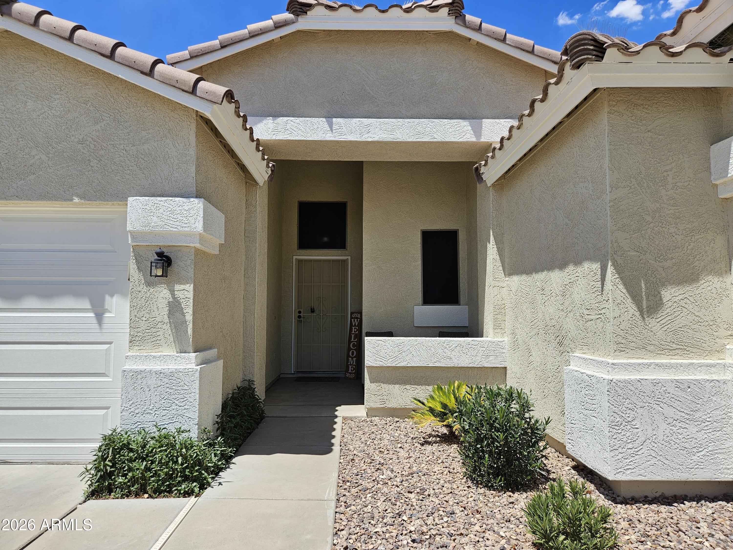 DAVE BROWN AT DYSART AND THUNDERBIRD - Residential