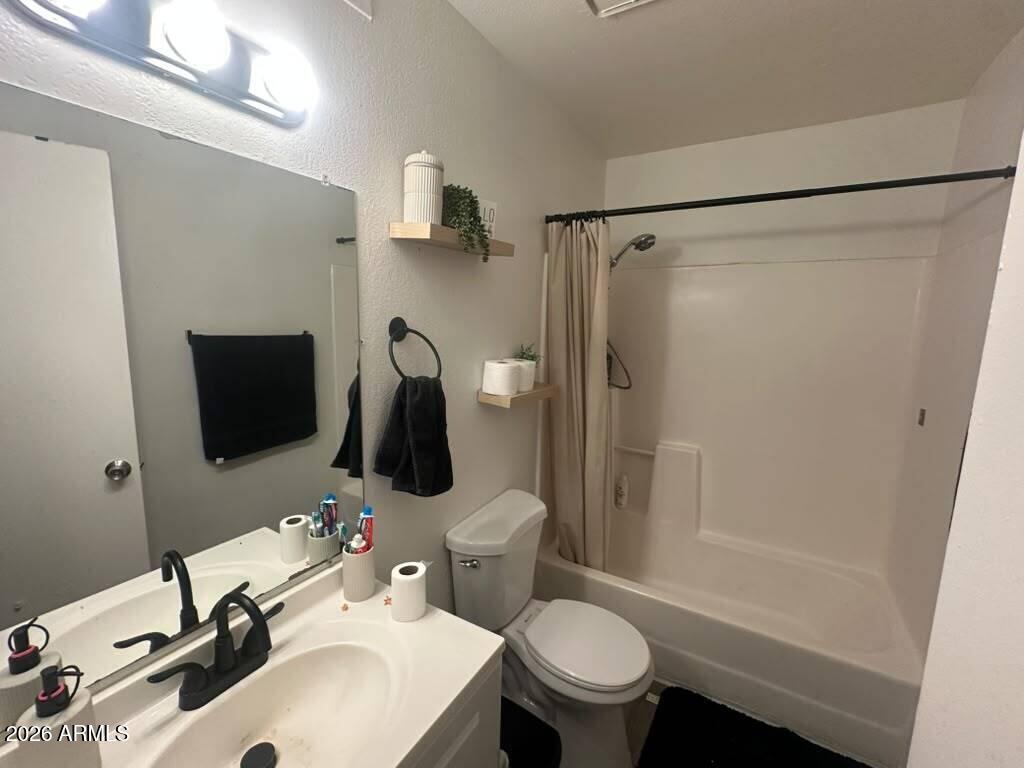 HALLCRAFT VILLAS WEST 9 - Residential