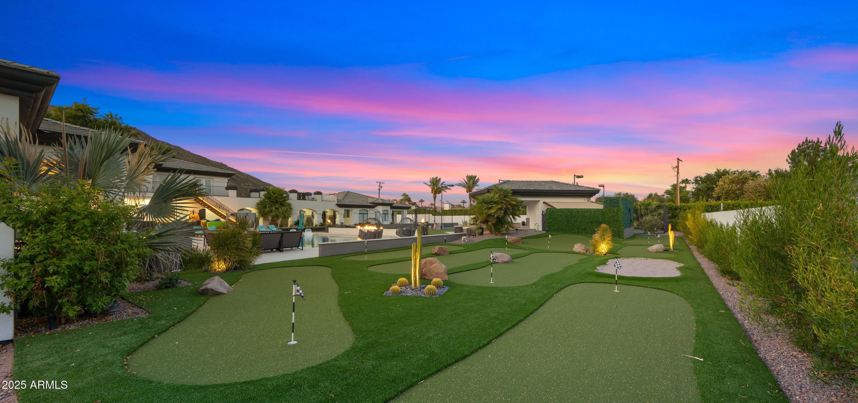 ARCADIA MANORS - Residential