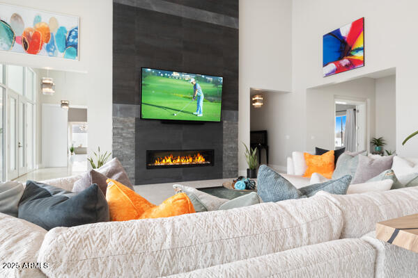 ARCADIA MANORS - Residential