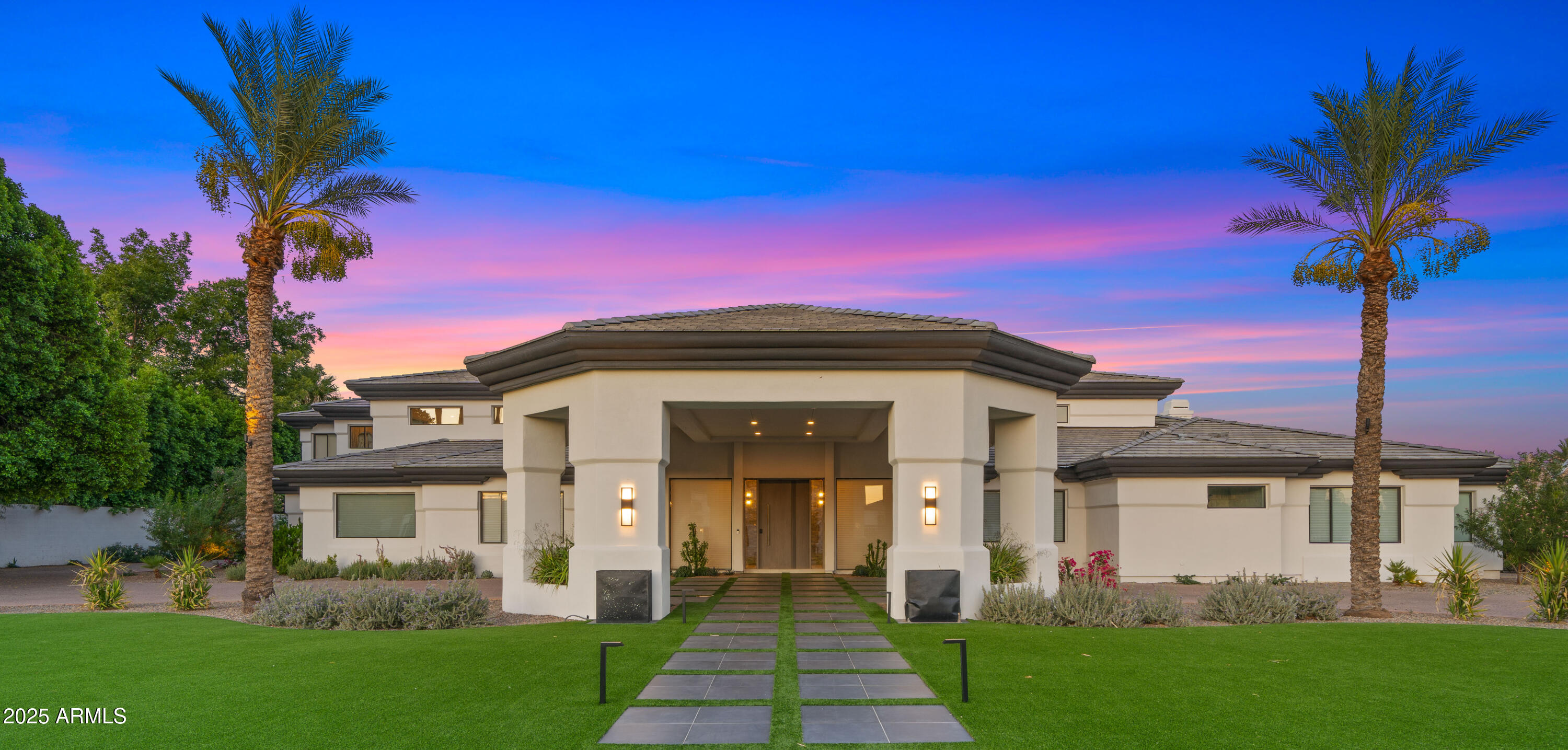 ARCADIA MANORS - Residential