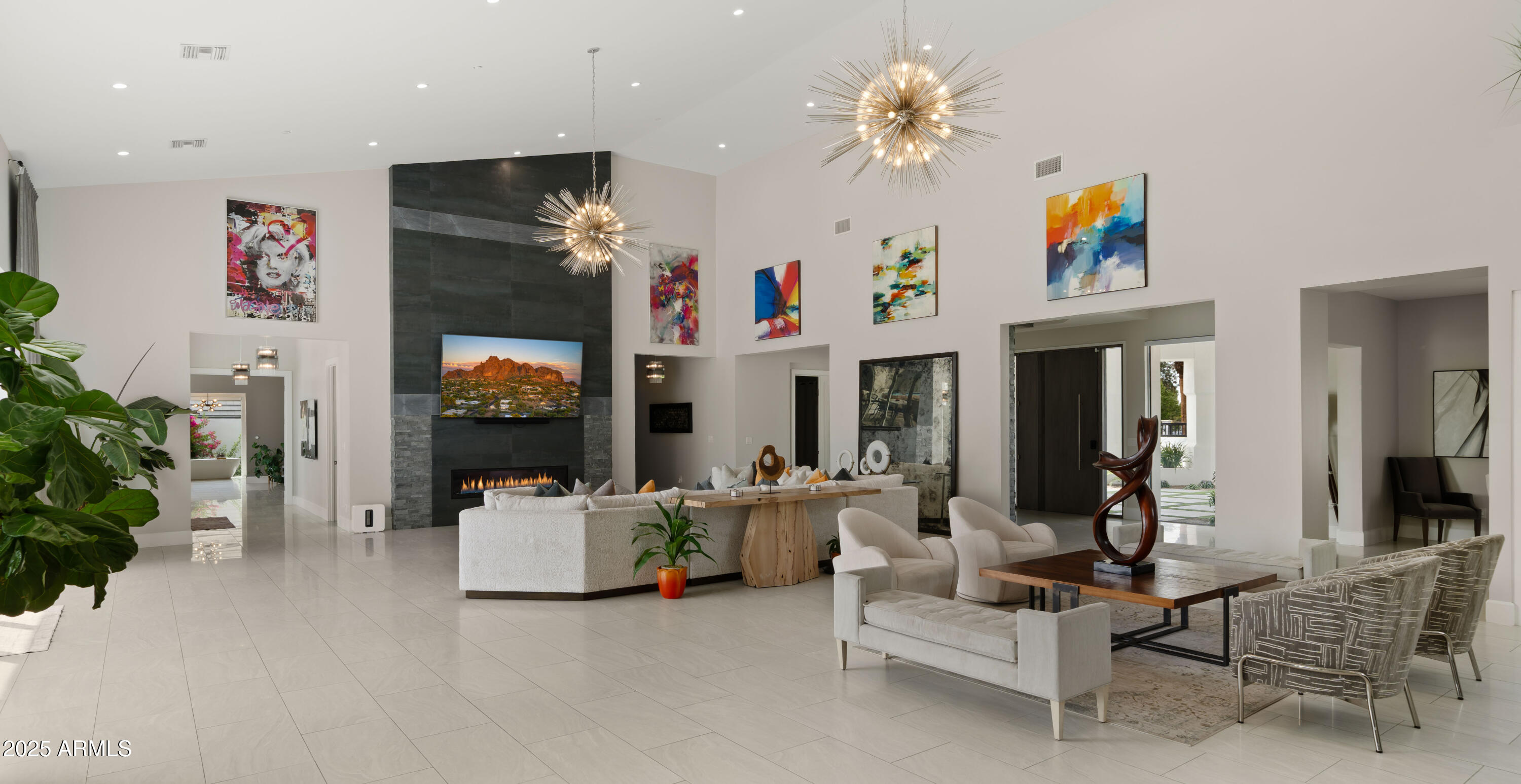 ARCADIA MANORS - Residential