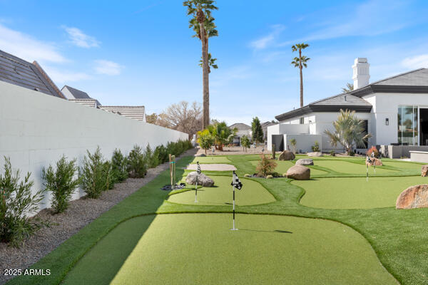 ARCADIA MANORS - Residential