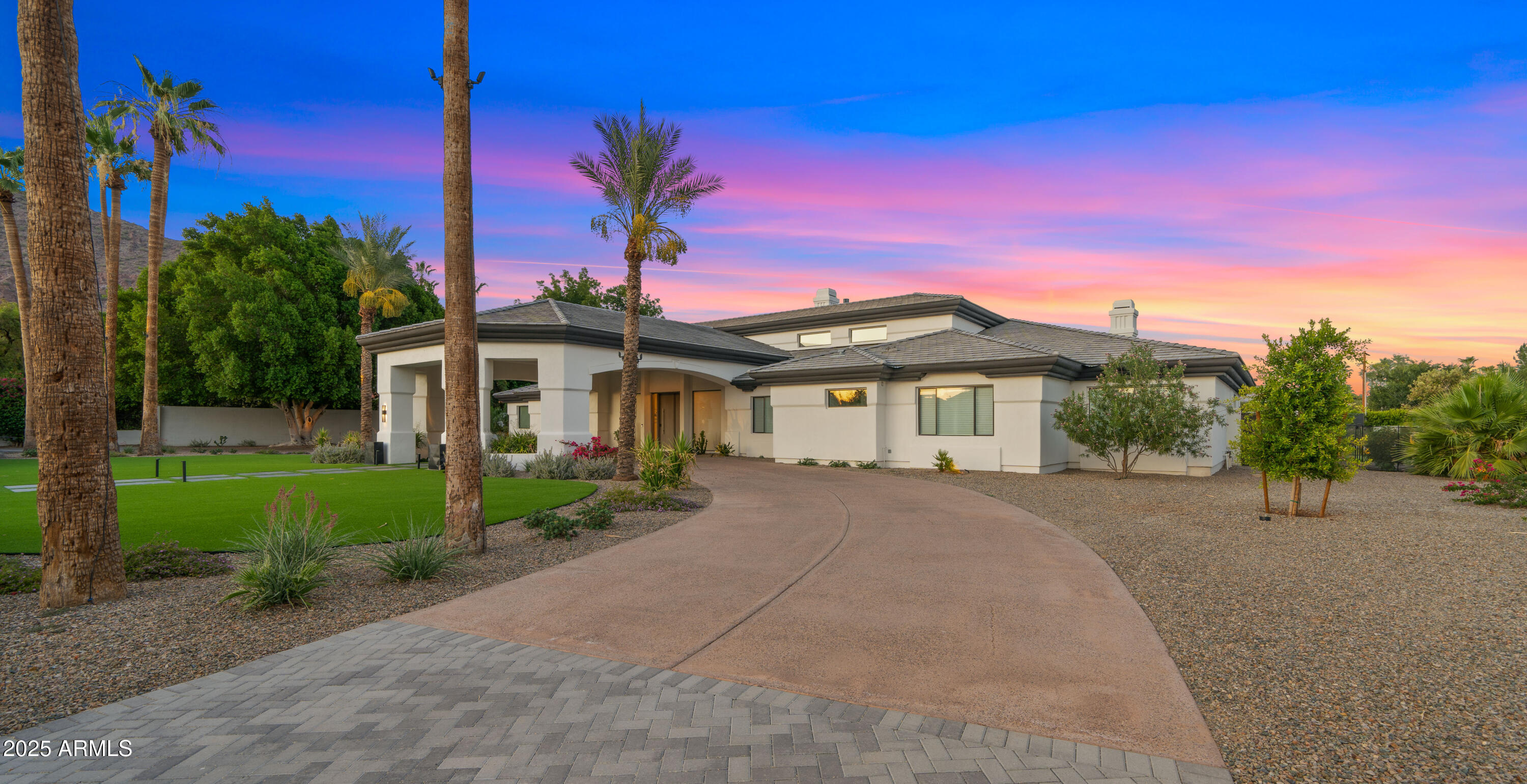 ARCADIA MANORS - Residential