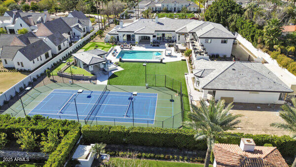 ARCADIA MANORS - Residential