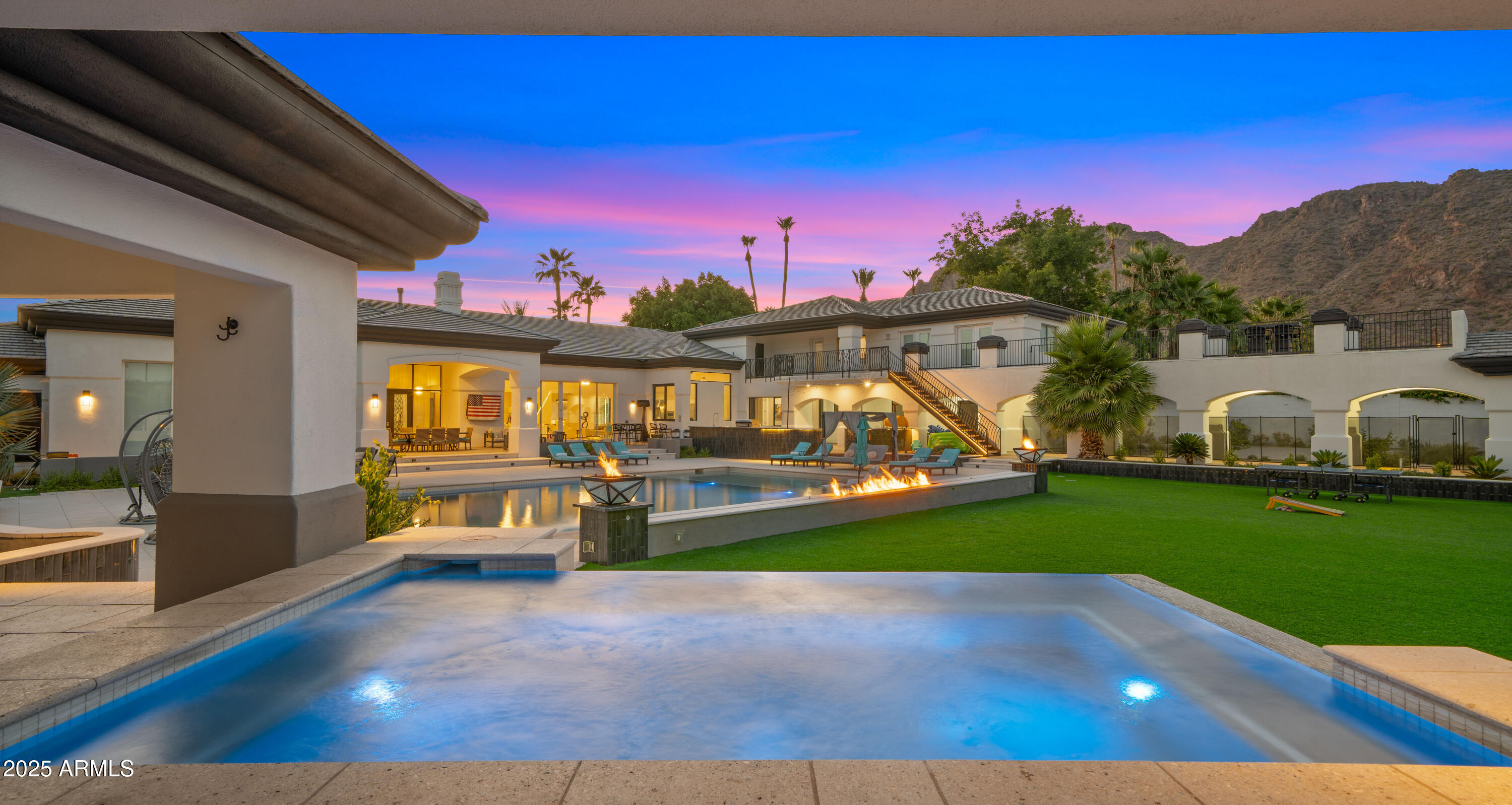 ARCADIA MANORS - Residential