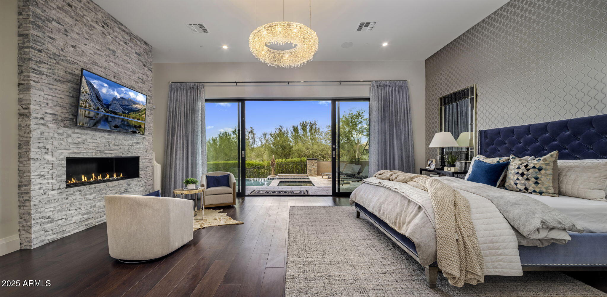 ESTANCIA - Residential