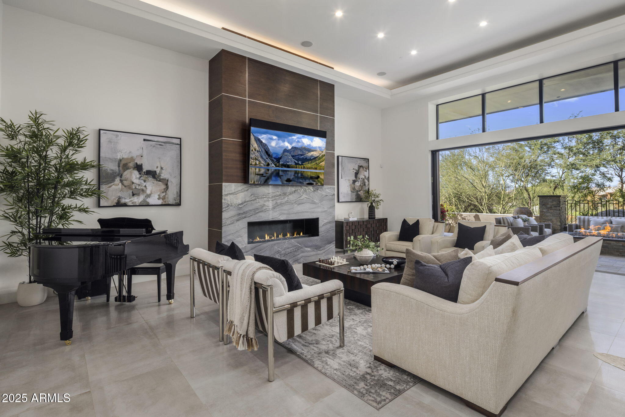 ESTANCIA - Residential