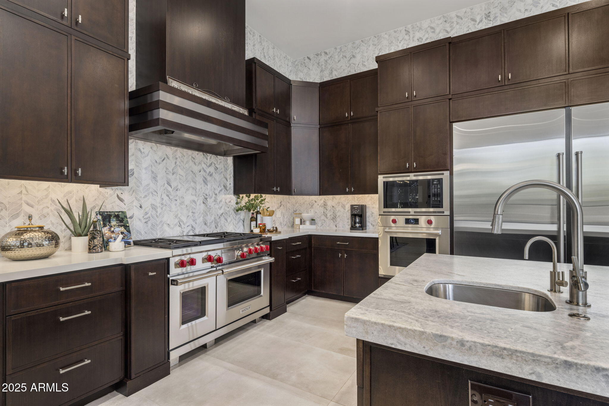 ESTANCIA - Residential