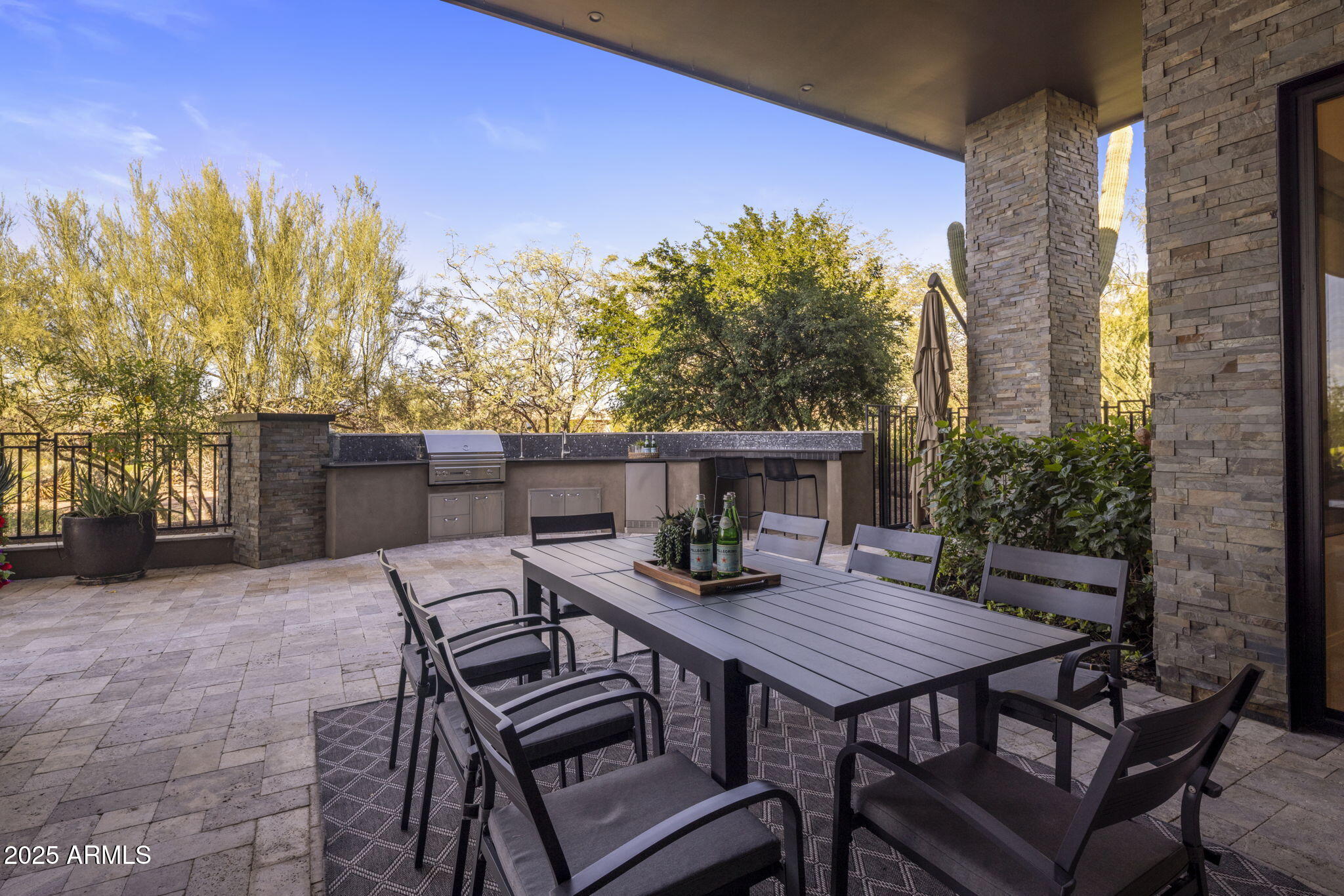 ESTANCIA - Residential
