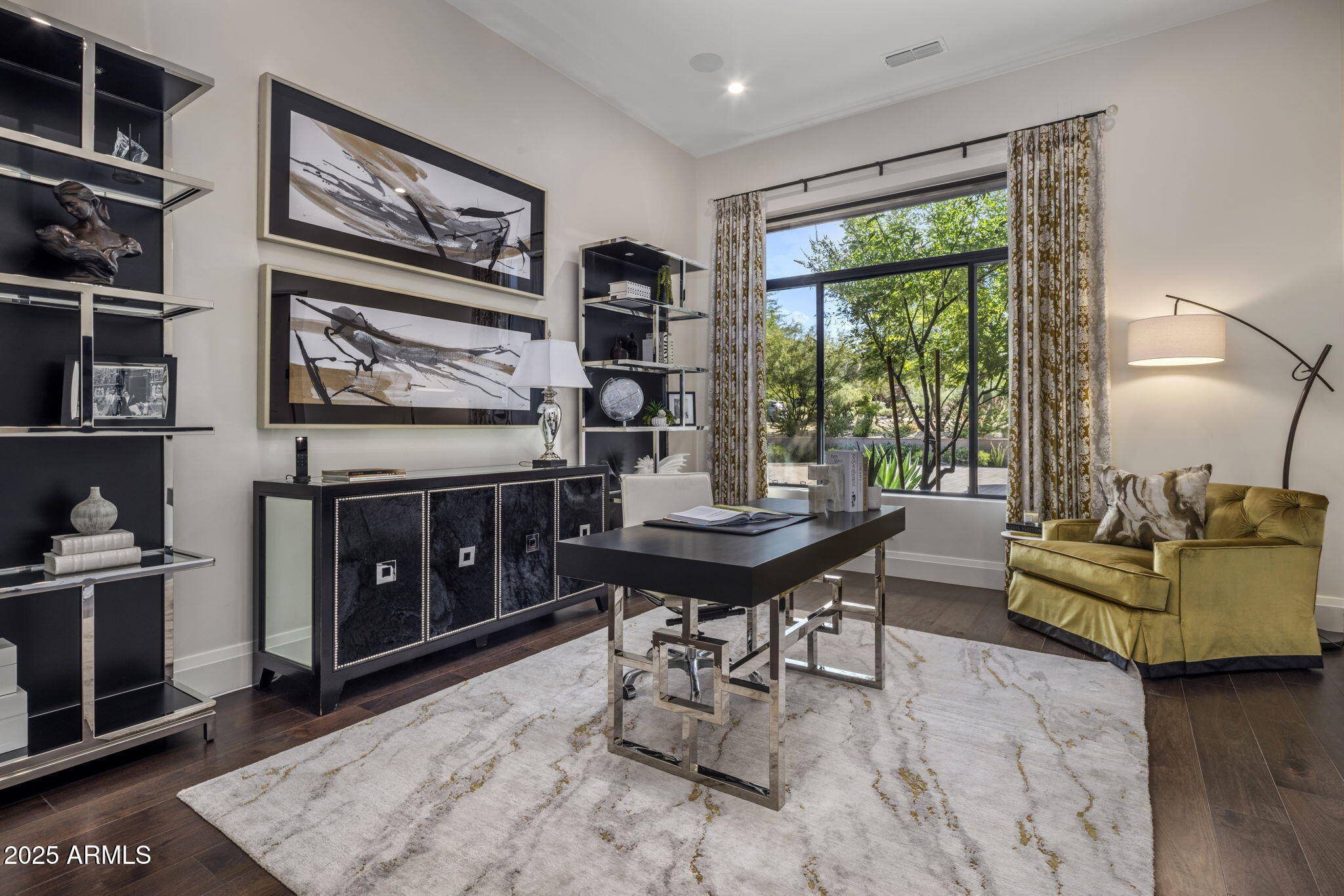 ESTANCIA - Residential