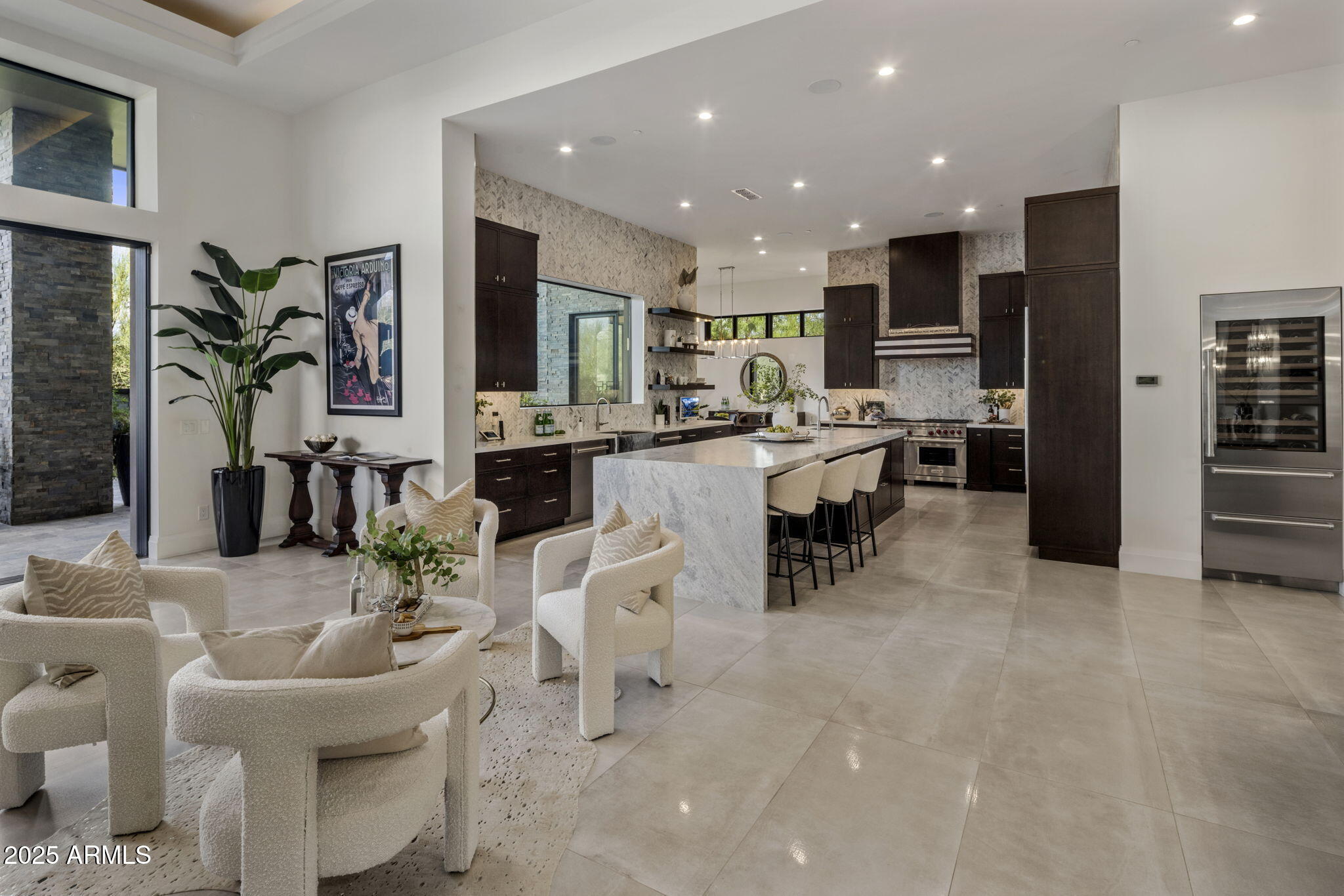 ESTANCIA - Residential
